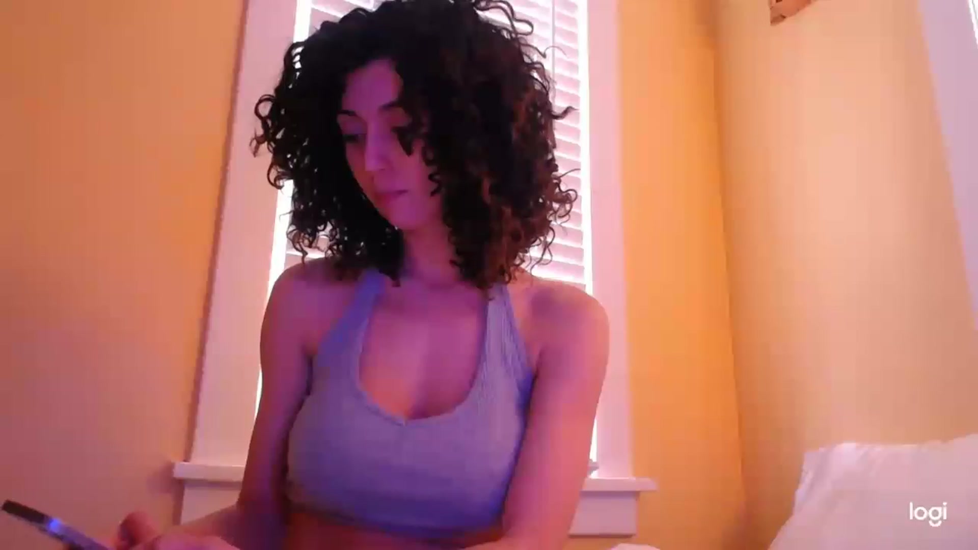Gallery image thumbnail from luabelle's myfreecams stream on, 01/26/2023, 18:00 image 17 of 20