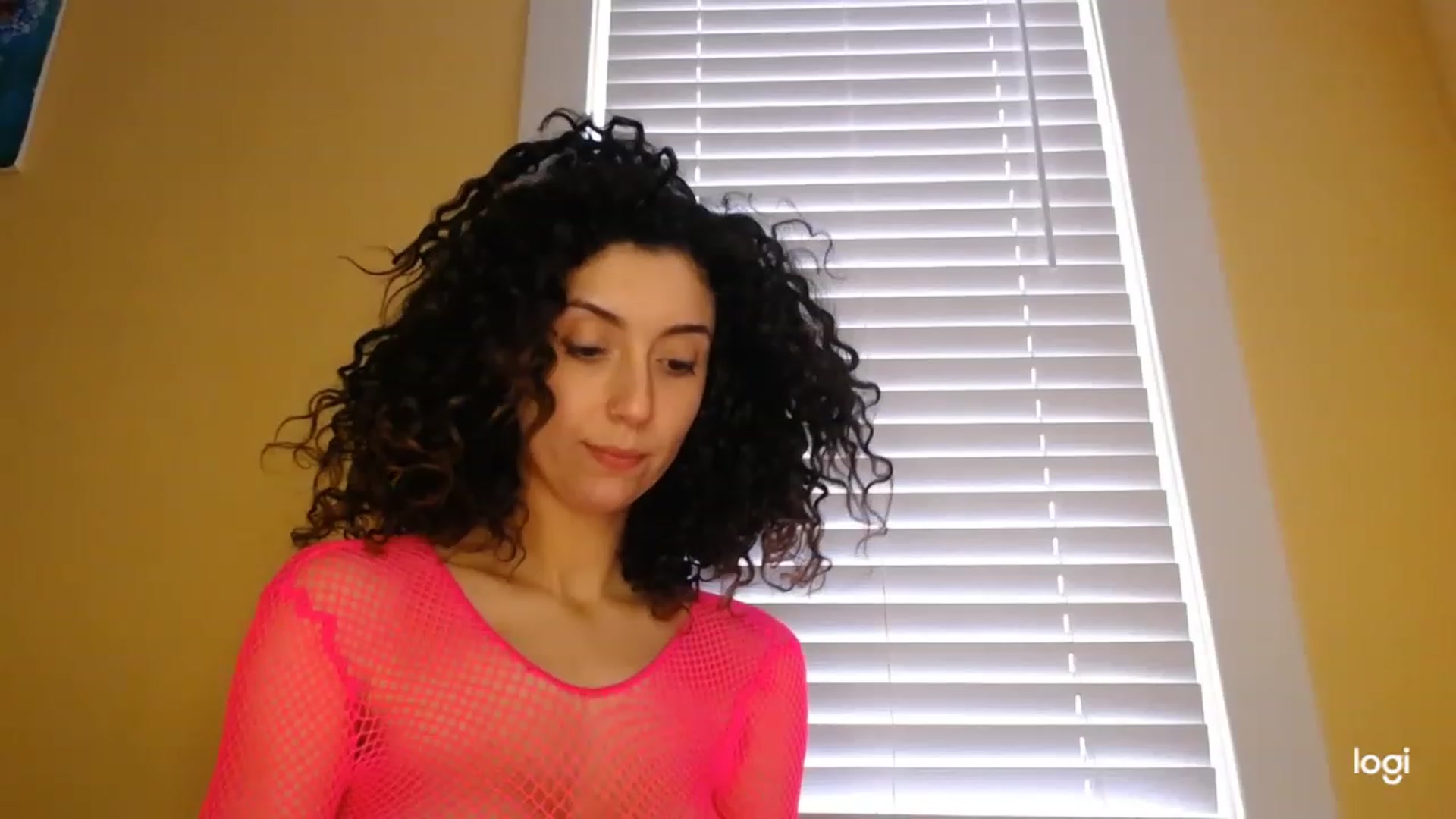 Gallery image thumbnail from luabelle's myfreecams stream on, 01/27/2023, 18:02 image 16 of 20