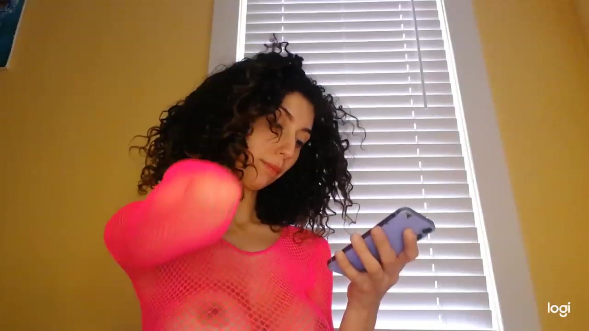 Gallery image thumbnail from luabelle's myfreecams stream on, 01/27/2023, 18:02 image 17 of 20