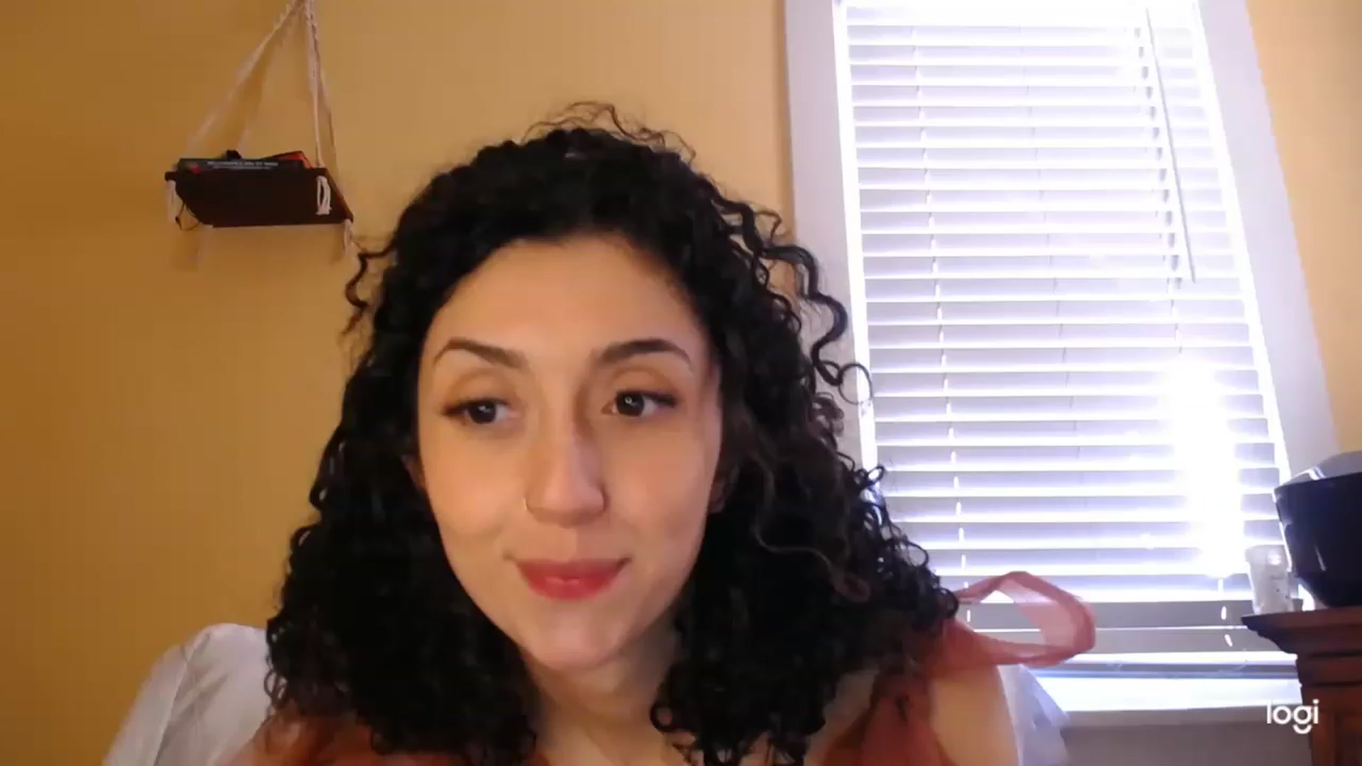 Gallery image thumbnail from luabelle's myfreecams stream on, 02/01/2023, 19:20 image 4 of 20