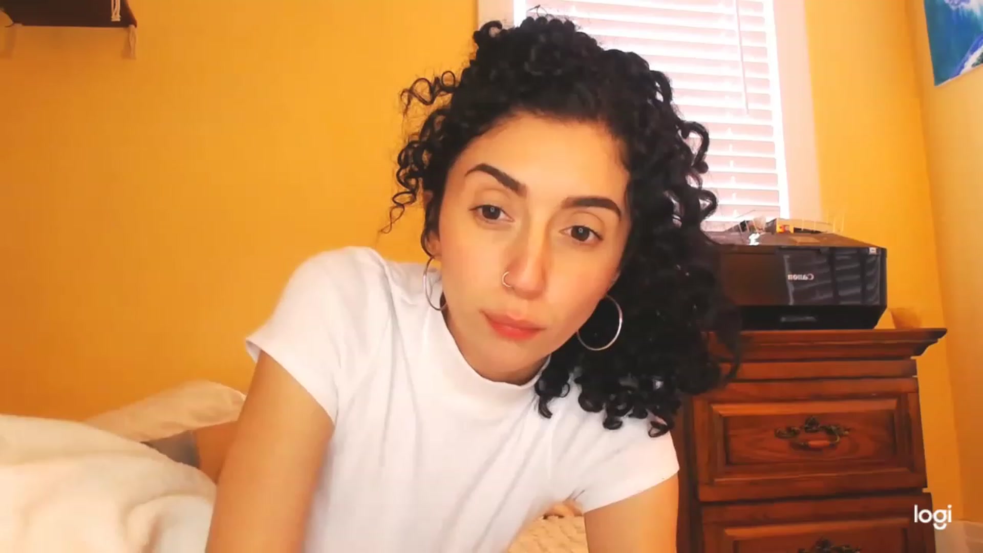 Gallery image thumbnail from luabelle's myfreecams stream on, 02/06/2023, 17:38 image 5 of 20
