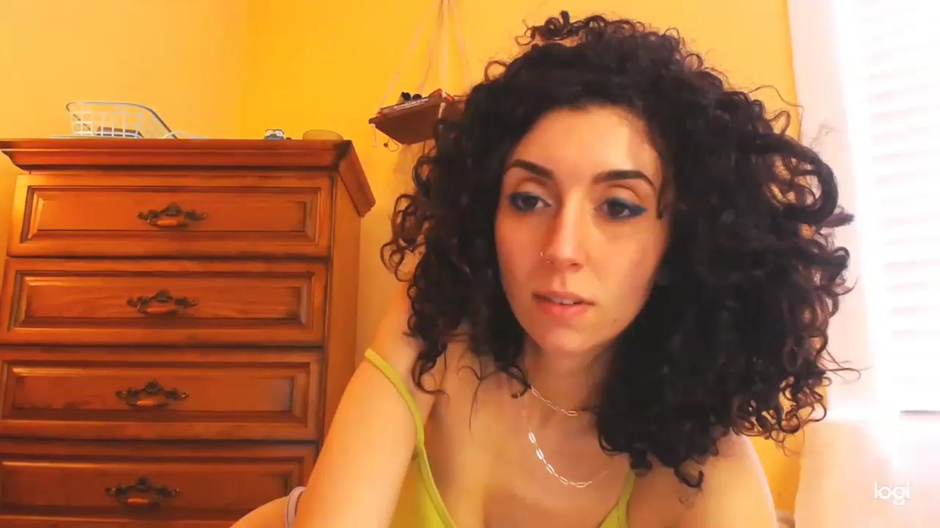 Gallery image thumbnail from luabelle's myfreecams stream on, 03/14/2023, 17:46 image 13 of 20