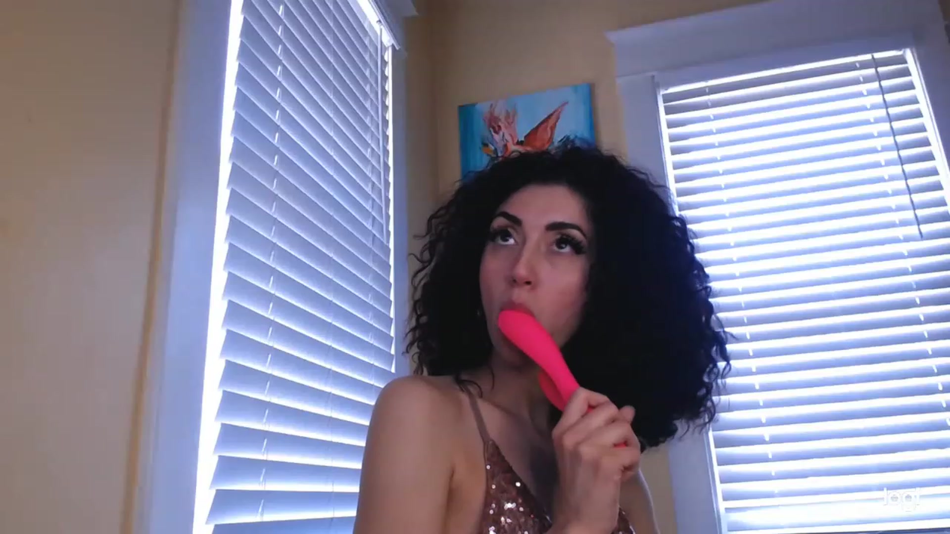 Gallery image thumbnail from luabelle's myfreecams stream on, 04/21/2023, 17:19 image 16 of 20