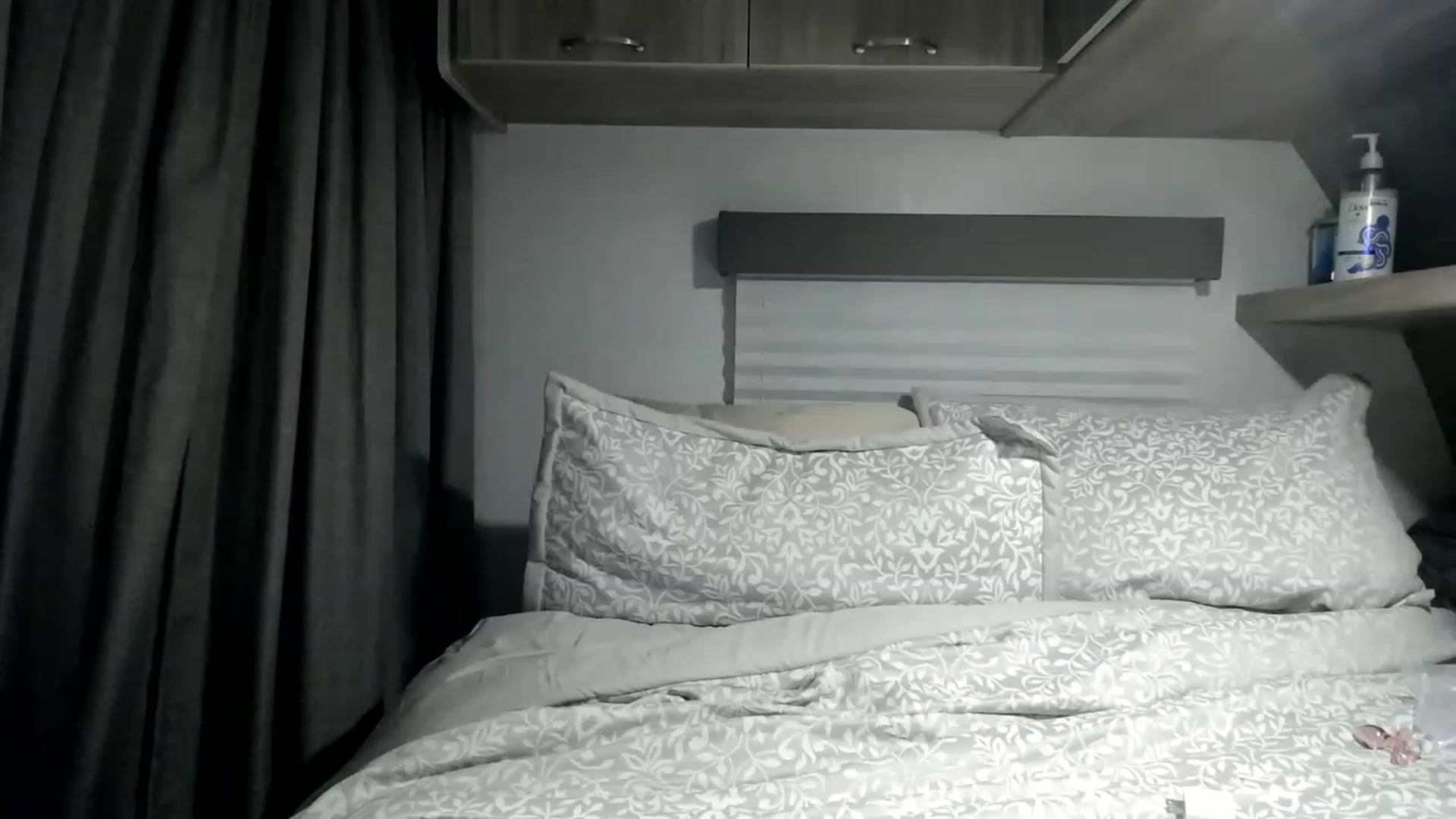 Gallery image thumbnail from luabelle's myfreecams stream on, 05/19/2023, 05:04 image 3 of 20