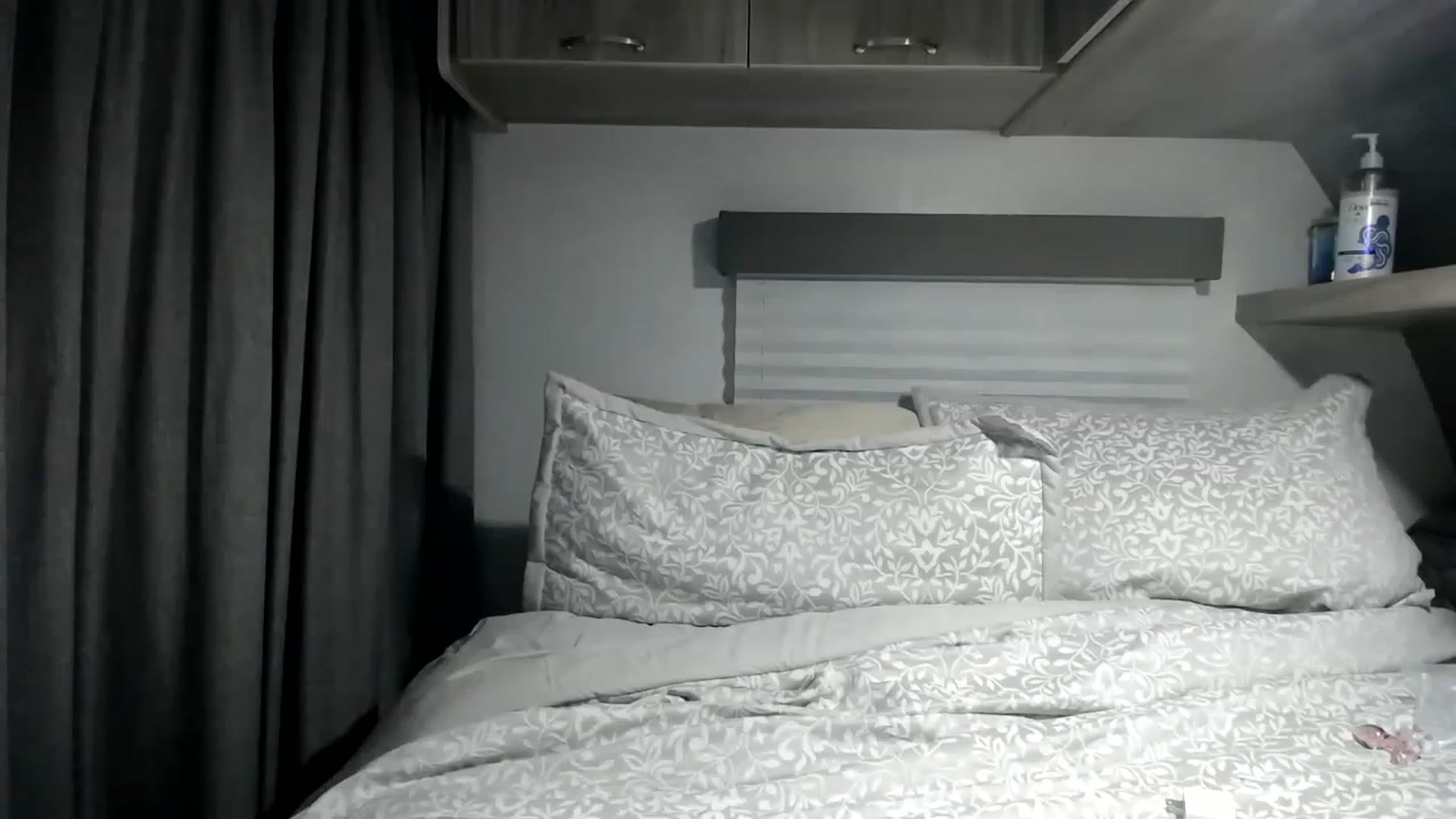 Gallery image thumbnail from luabelle's myfreecams stream on, 05/19/2023, 05:04 image 2 of 20