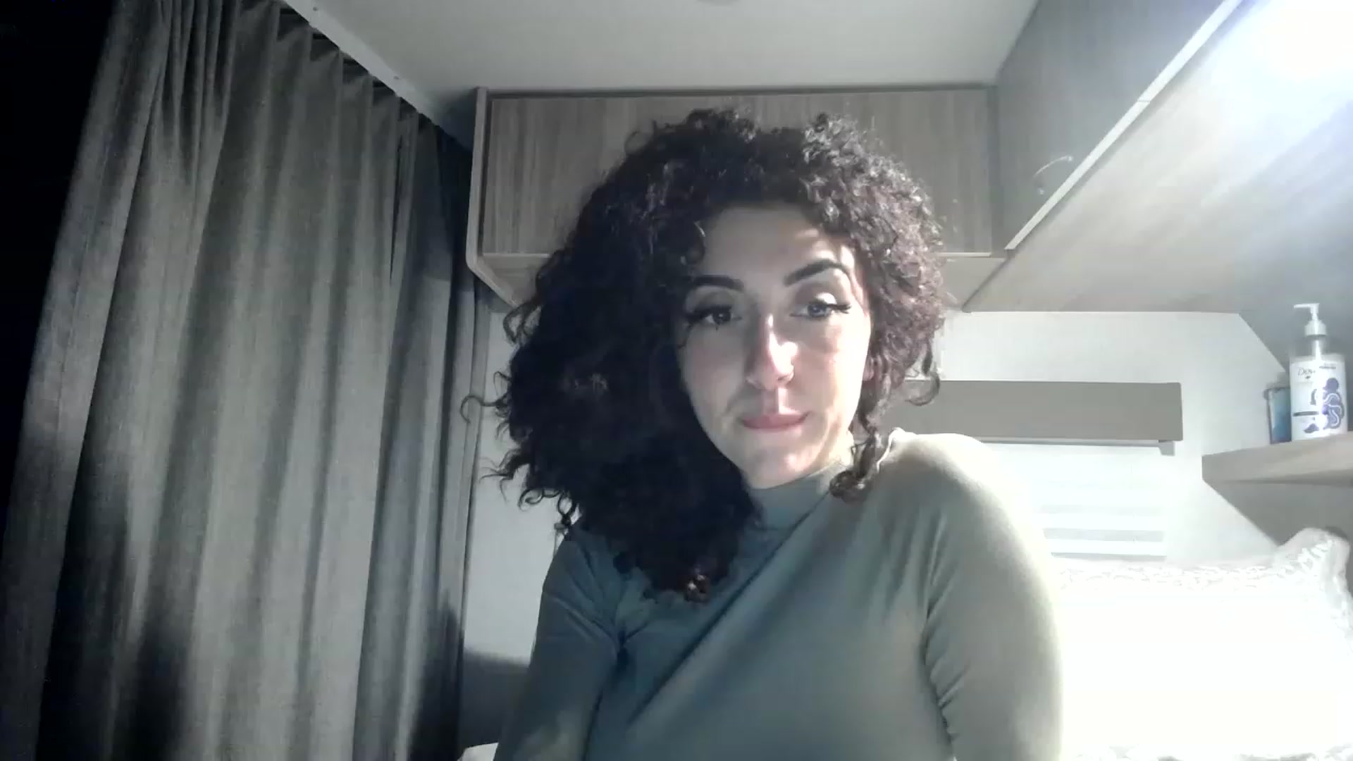 Gallery image thumbnail from luabelle's myfreecams stream on, 05/19/2023, 05:25 image 6 of 20