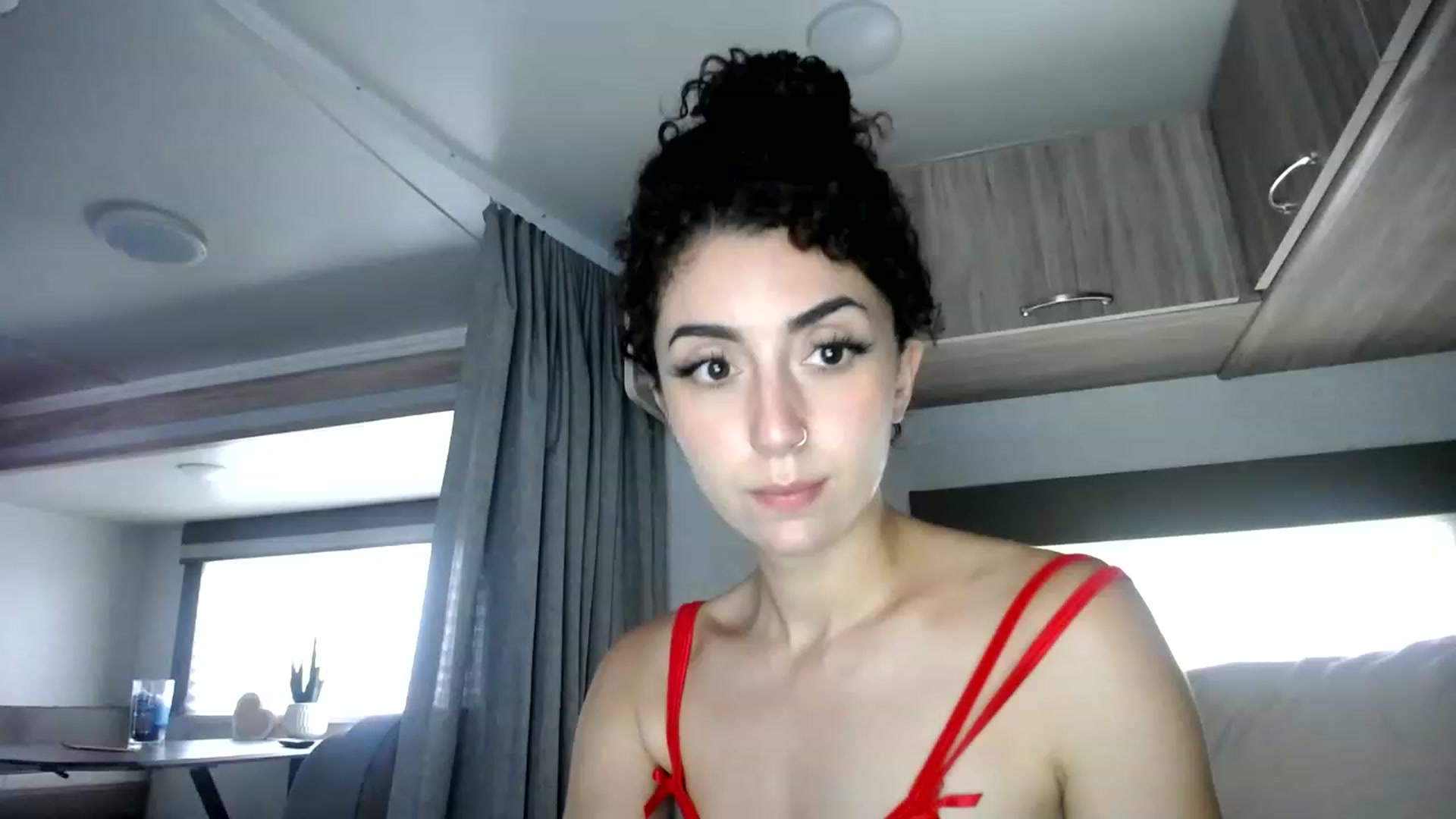 Gallery image thumbnail from luabelle's myfreecams stream on, 05/24/2023, 17:30 image 15 of 20