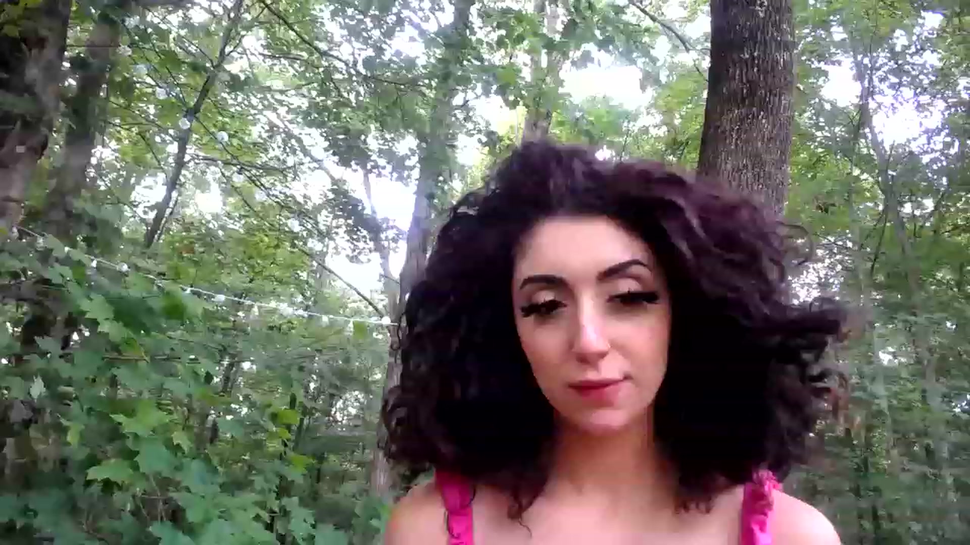 Gallery image thumbnail from luabelle's myfreecams stream on, 05/25/2023, 20:09 image 15 of 20