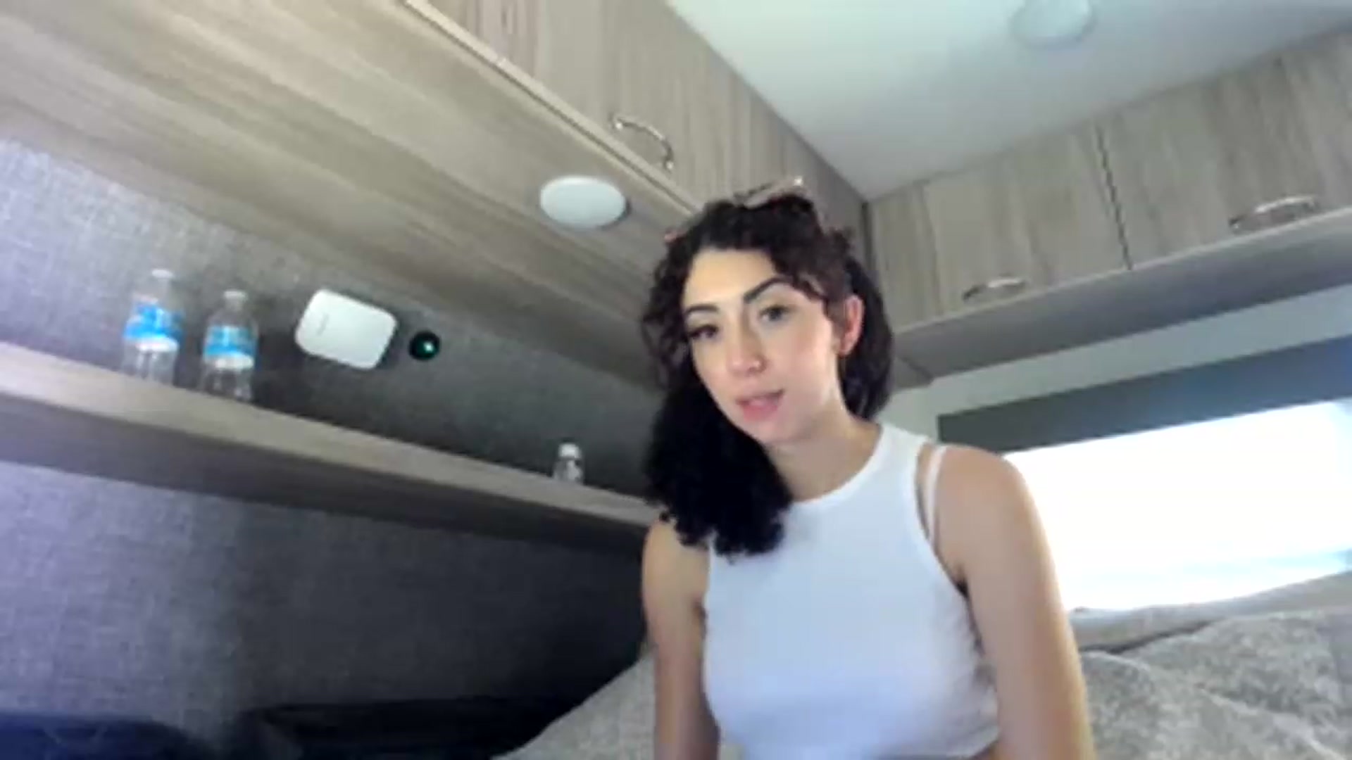 Gallery image thumbnail from luabelle's myfreecams stream on, 06/02/2023, 16:38 image 8 of 20