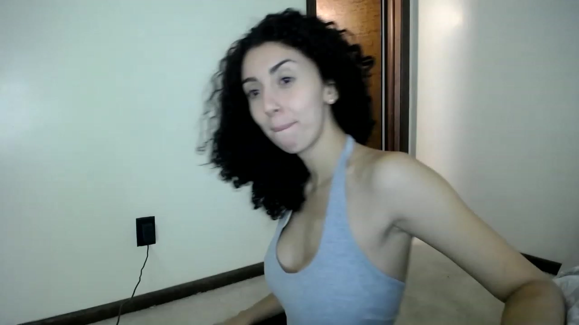 Gallery image thumbnail from luabelle's myfreecams stream on, 06/14/2023, 19:37 image 1 of 20