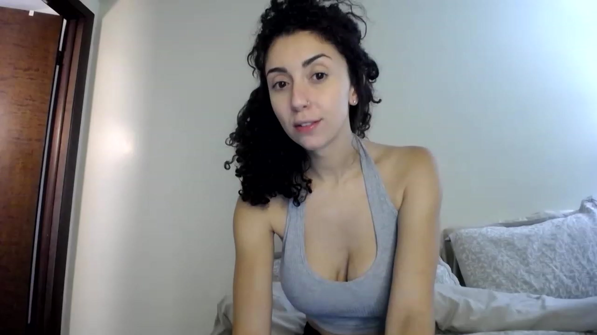 Gallery image thumbnail from luabelle's myfreecams stream on, 06/14/2023, 19:37 image 4 of 20
