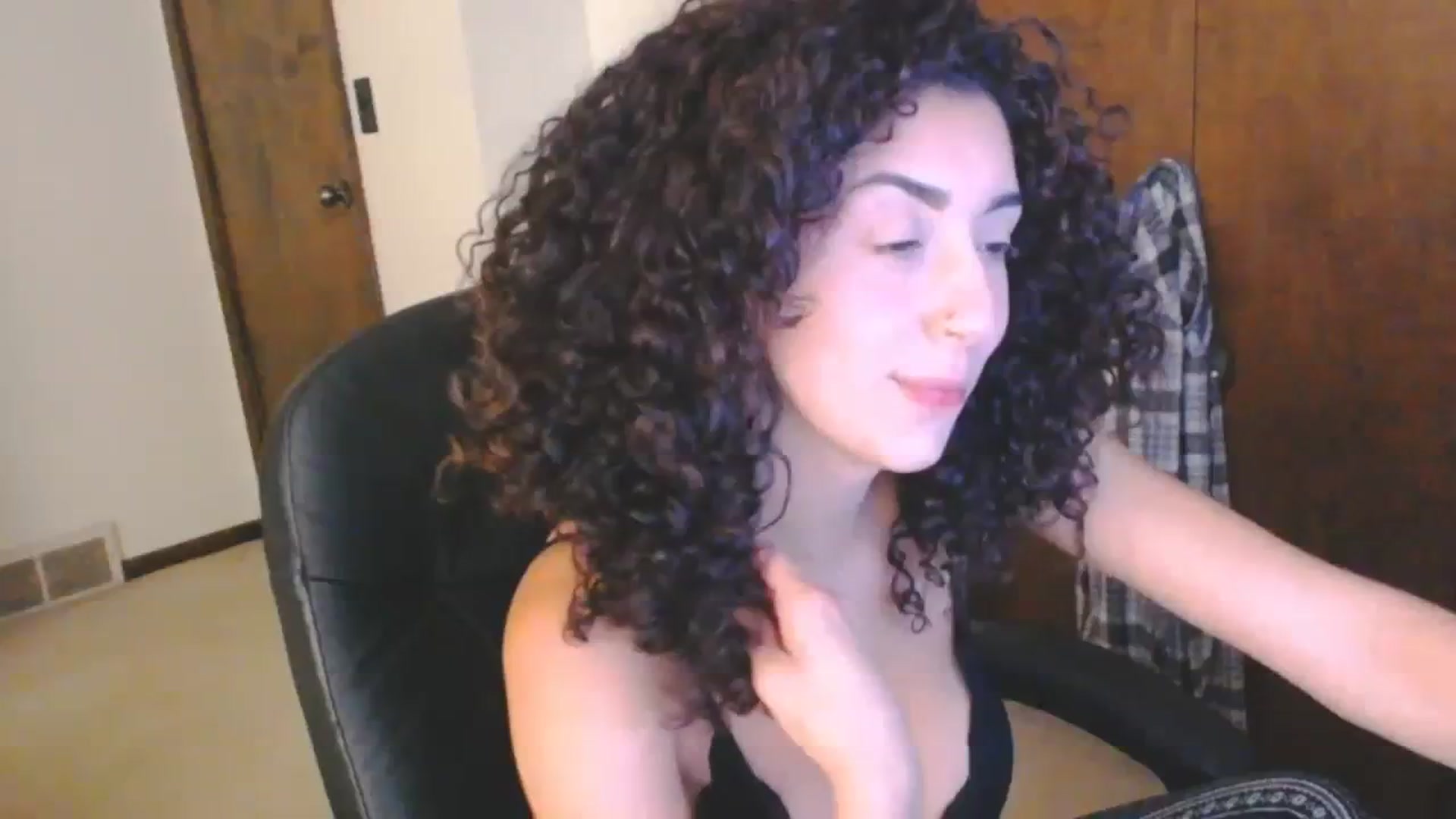 Gallery image thumbnail from luabelle's myfreecams stream on, 07/24/2023, 19:24 image 9 of 20