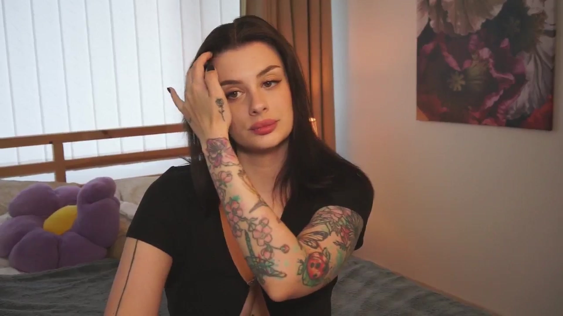 Gallery image thumbnail from lucyangel's myfreecams stream on, 05/18/2024, 15:29 image 2 of 20