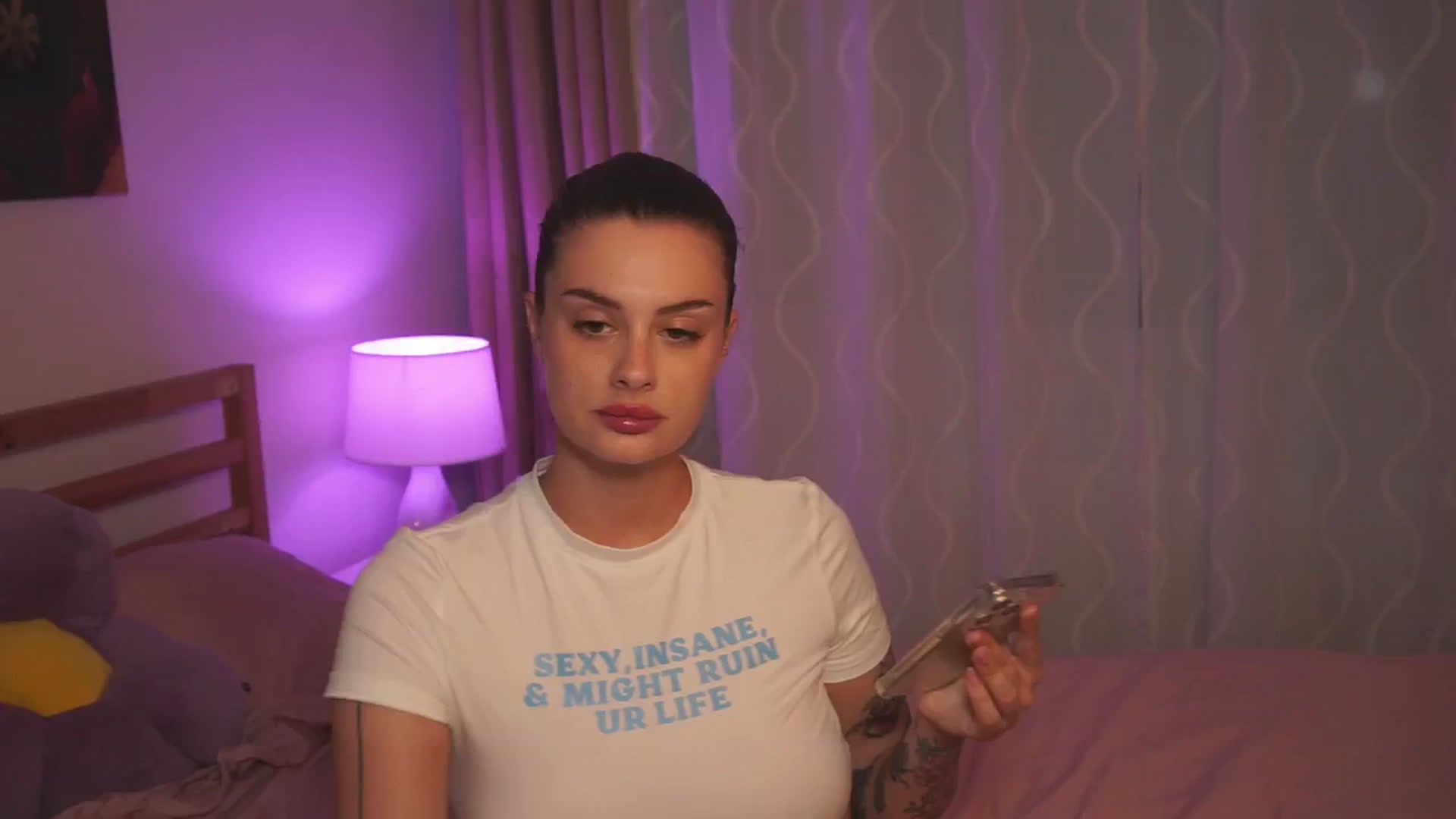 Gallery image thumbnail from lucyangel's myfreecams stream on, 05/27/2024, 18:33 image 15 of 20