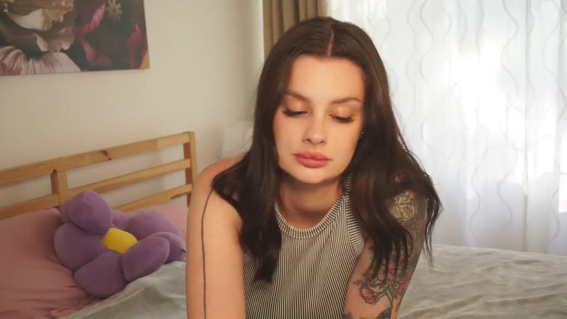 Gallery image thumbnail from lucyangel's myfreecams stream on, 05/30/2024, 14:18 image 9 of 20