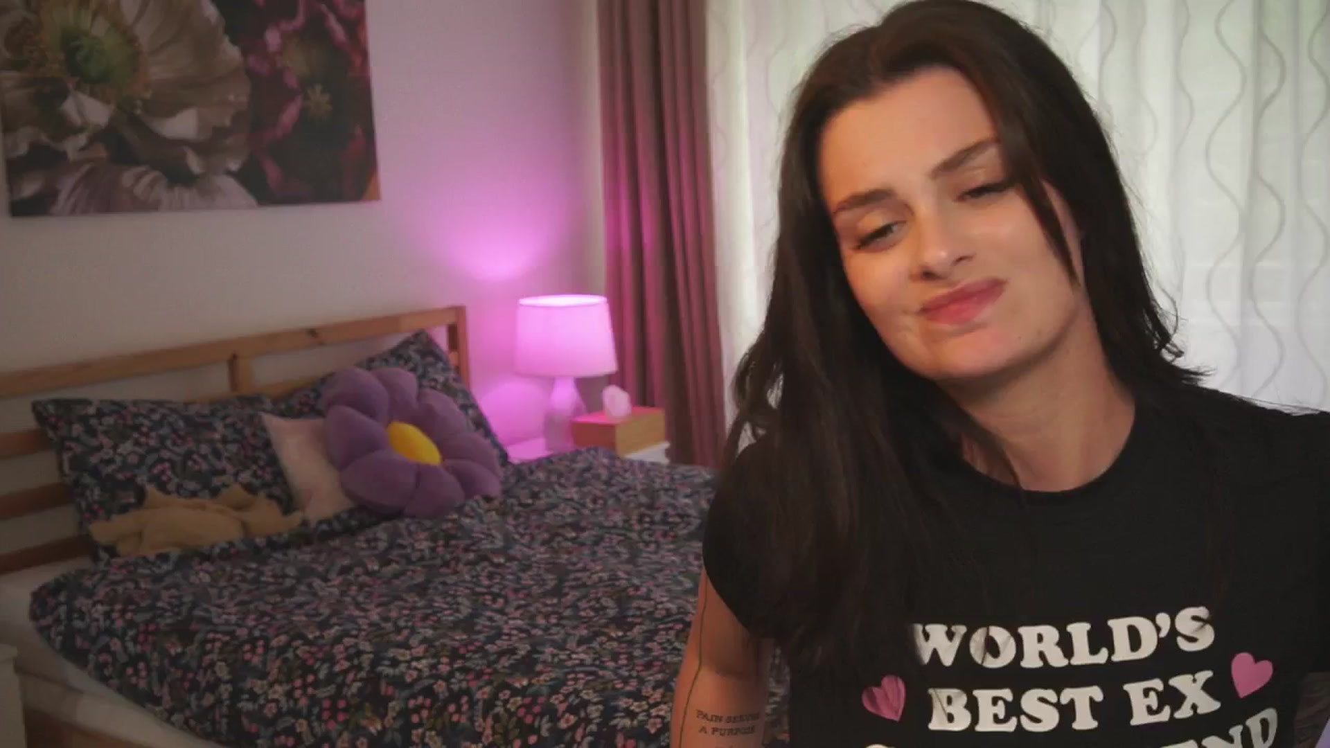 Gallery image thumbnail from lucyangel's myfreecams stream on, 06/04/2024, 11:49 image 17 of 20