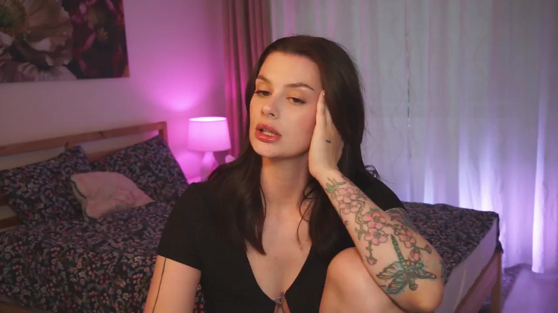 Gallery image thumbnail from lucyangel's myfreecams stream on, 06/05/2024, 18:09 image 9 of 20