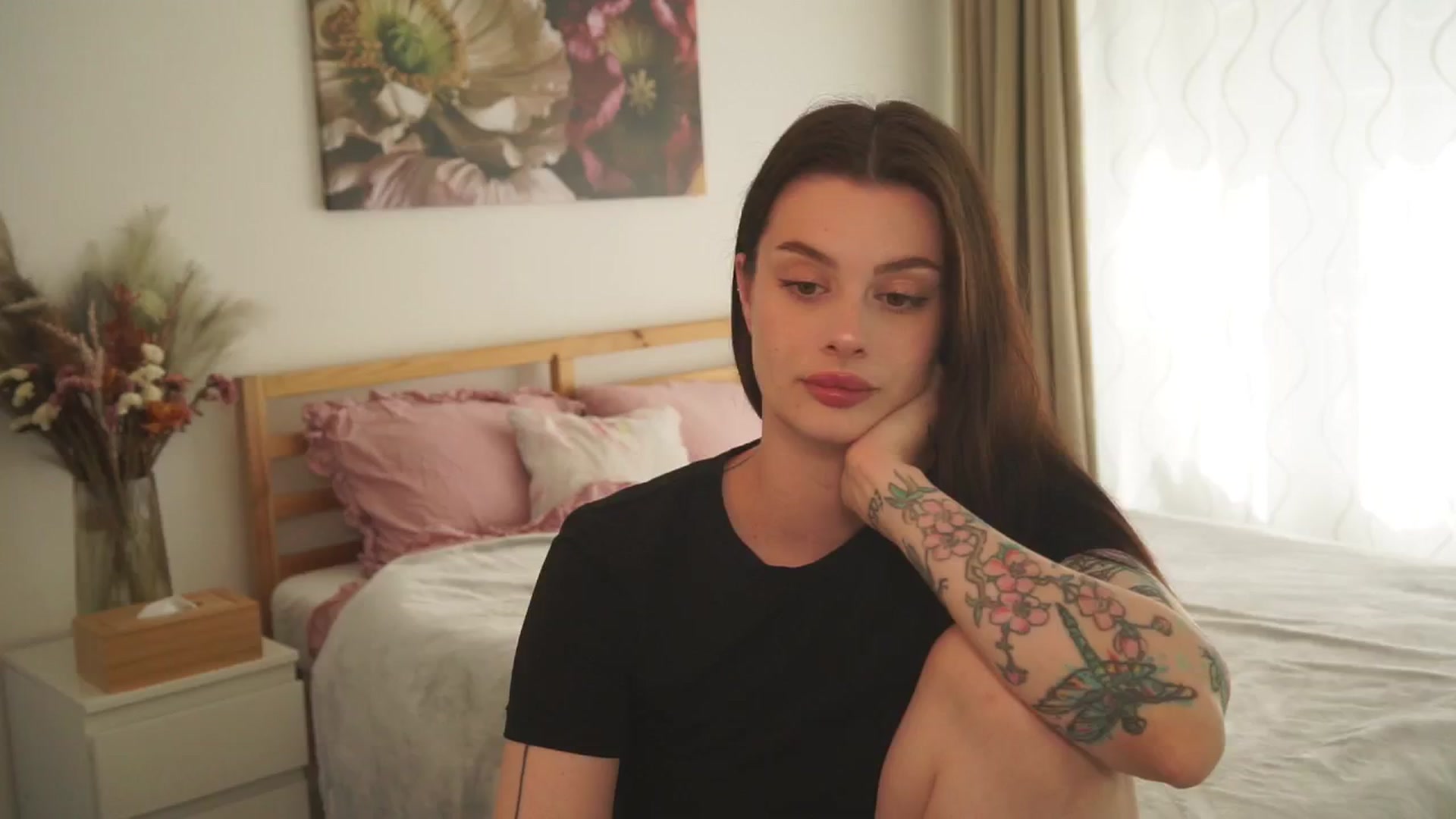 Gallery image thumbnail from lucyangel's myfreecams stream on, 06/15/2024, 12:59 image 11 of 20