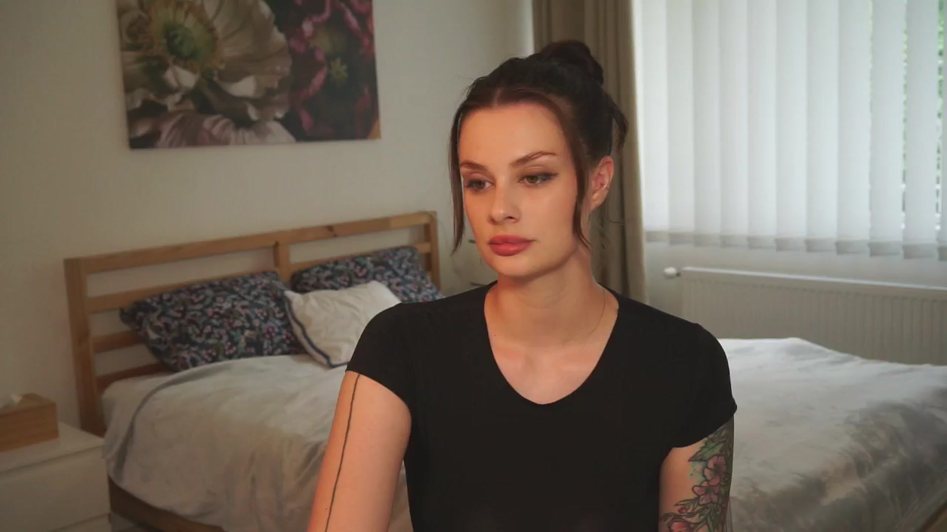 Gallery image thumbnail from lucyangel's myfreecams stream on, 07/10/2024, 17:03 image 3 of 20