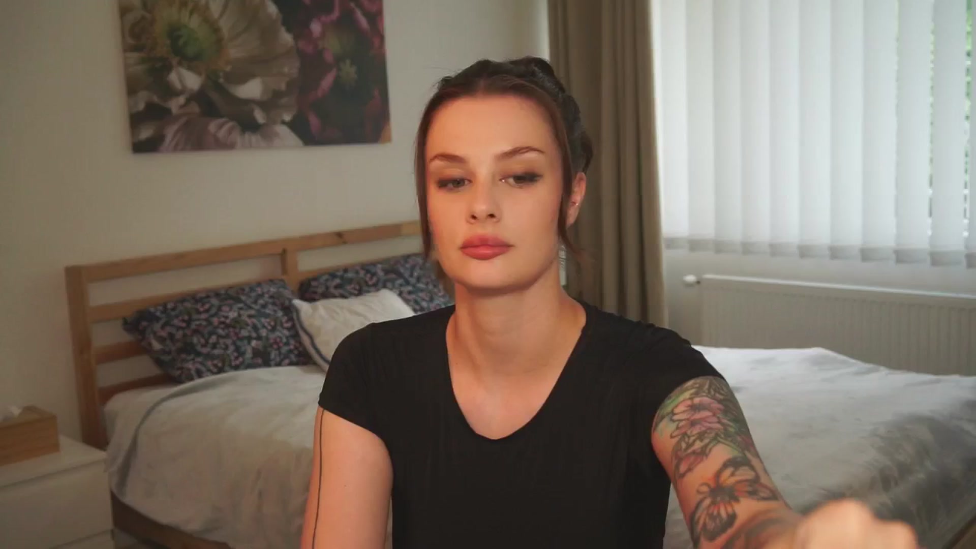 Gallery image thumbnail from lucyangel's myfreecams stream on, 07/10/2024, 17:03 image 1 of 20