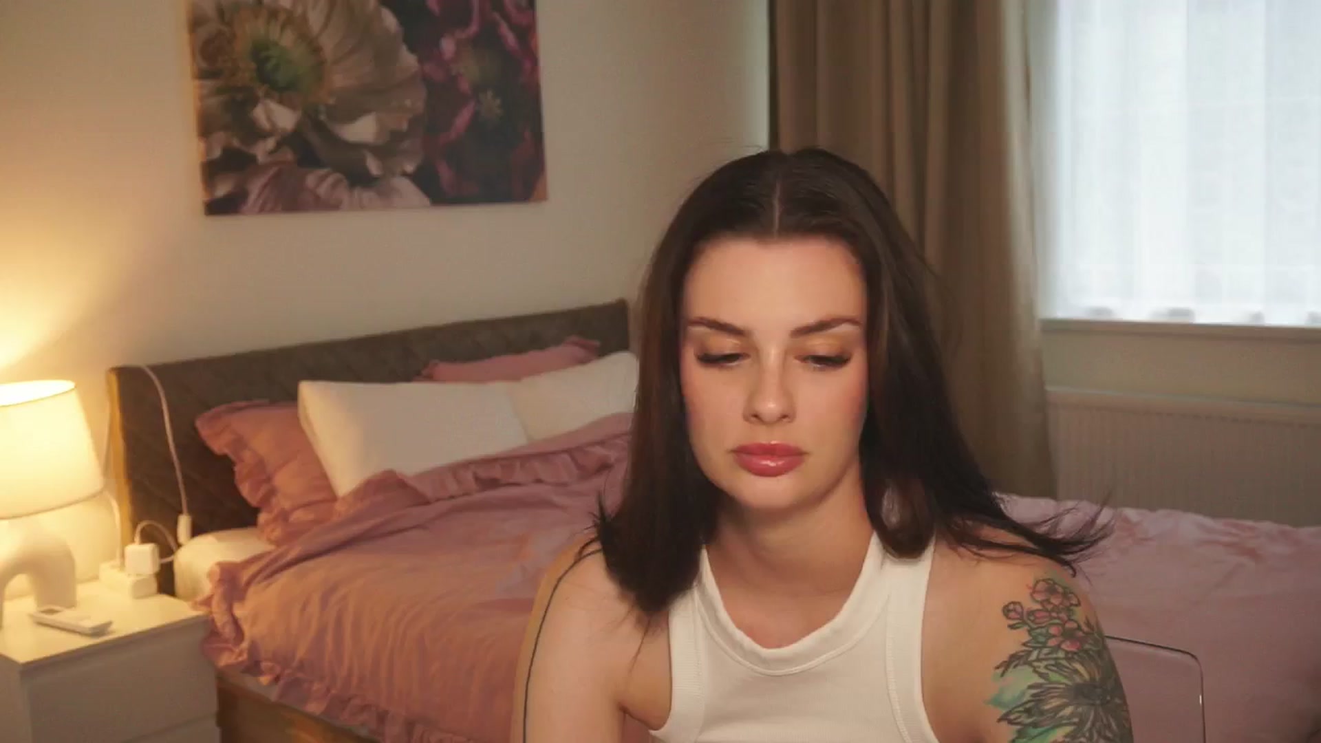 Gallery image thumbnail from lucyangel's myfreecams stream on, 08/07/2024, 16:07 image 12 of 20
