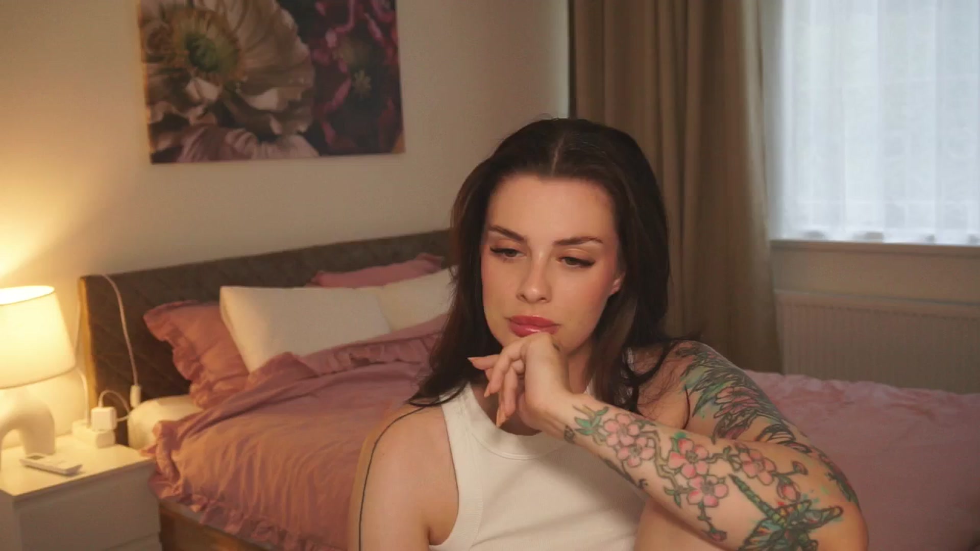 Gallery image thumbnail from lucyangel's myfreecams stream on, 08/07/2024, 16:07 image 14 of 20