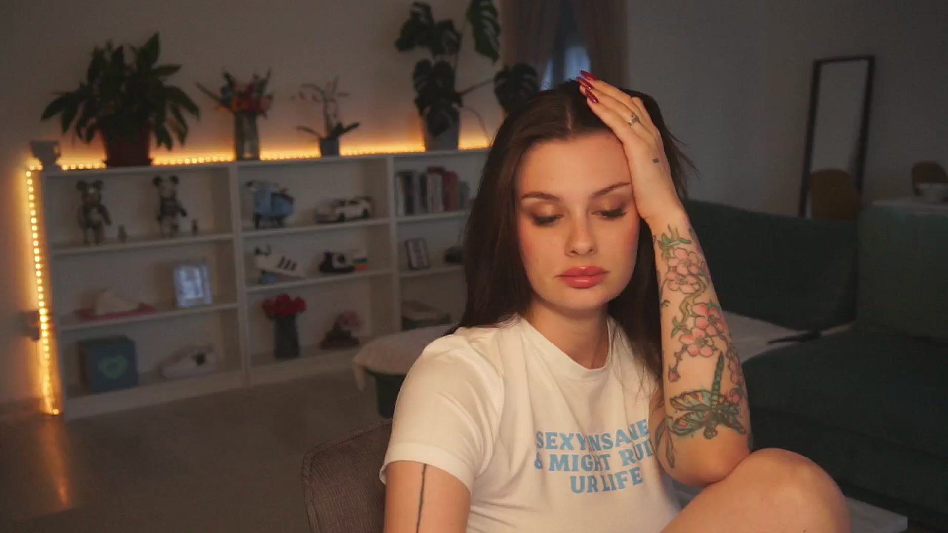 Gallery image thumbnail from lucyangel's myfreecams stream on, 10/01/2024, 16:11 image 15 of 20