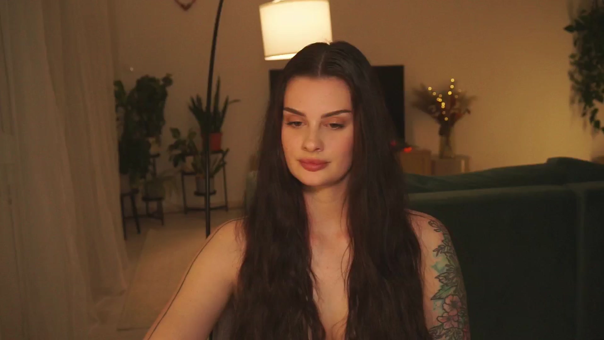 Gallery image thumbnail from lucyangel's myfreecams stream on, 11/06/2024, 19:34 image 18 of 20