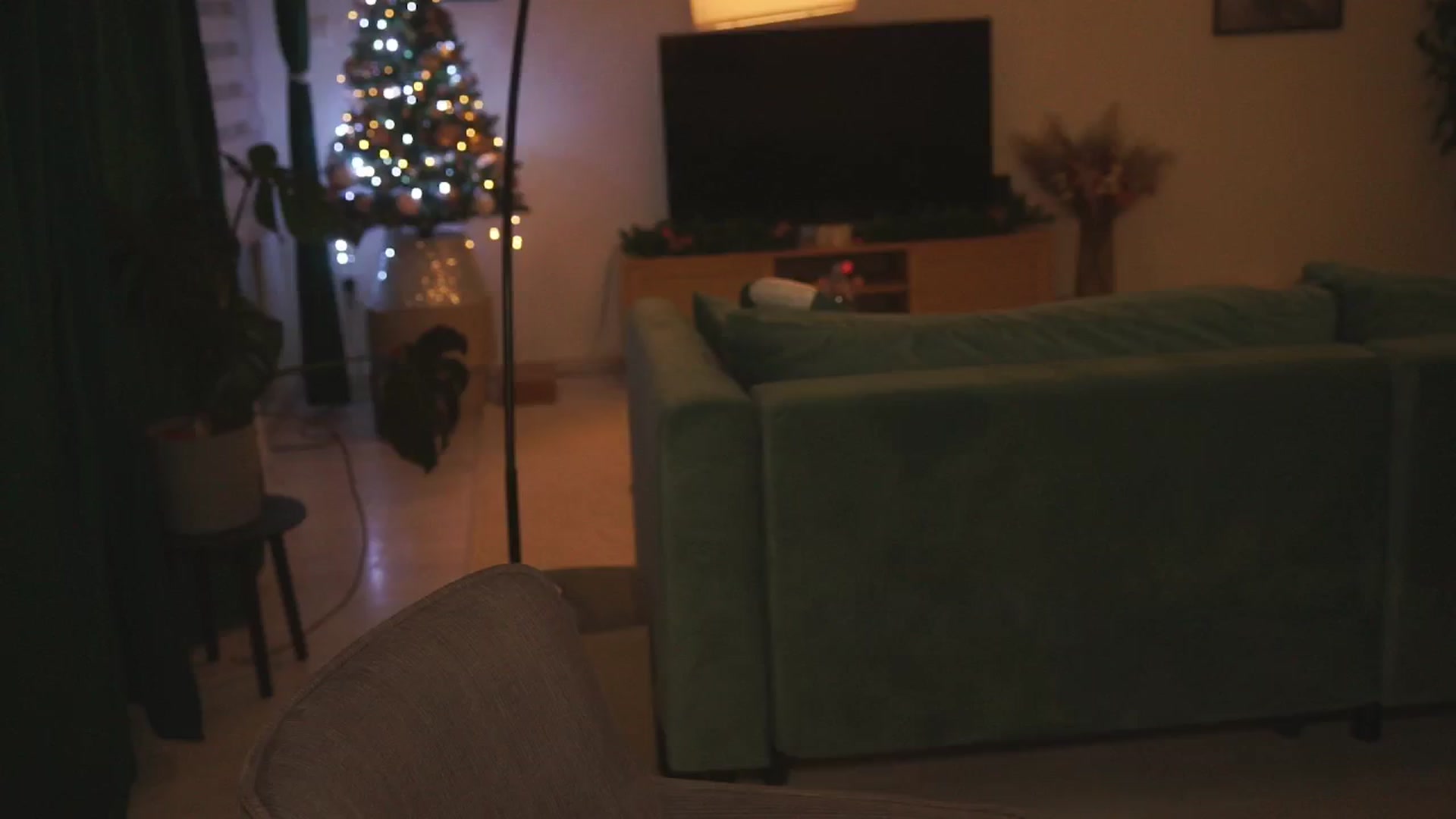Gallery image thumbnail from lucyangel's myfreecams stream on, 12/07/2024, 18:35 image 11 of 20