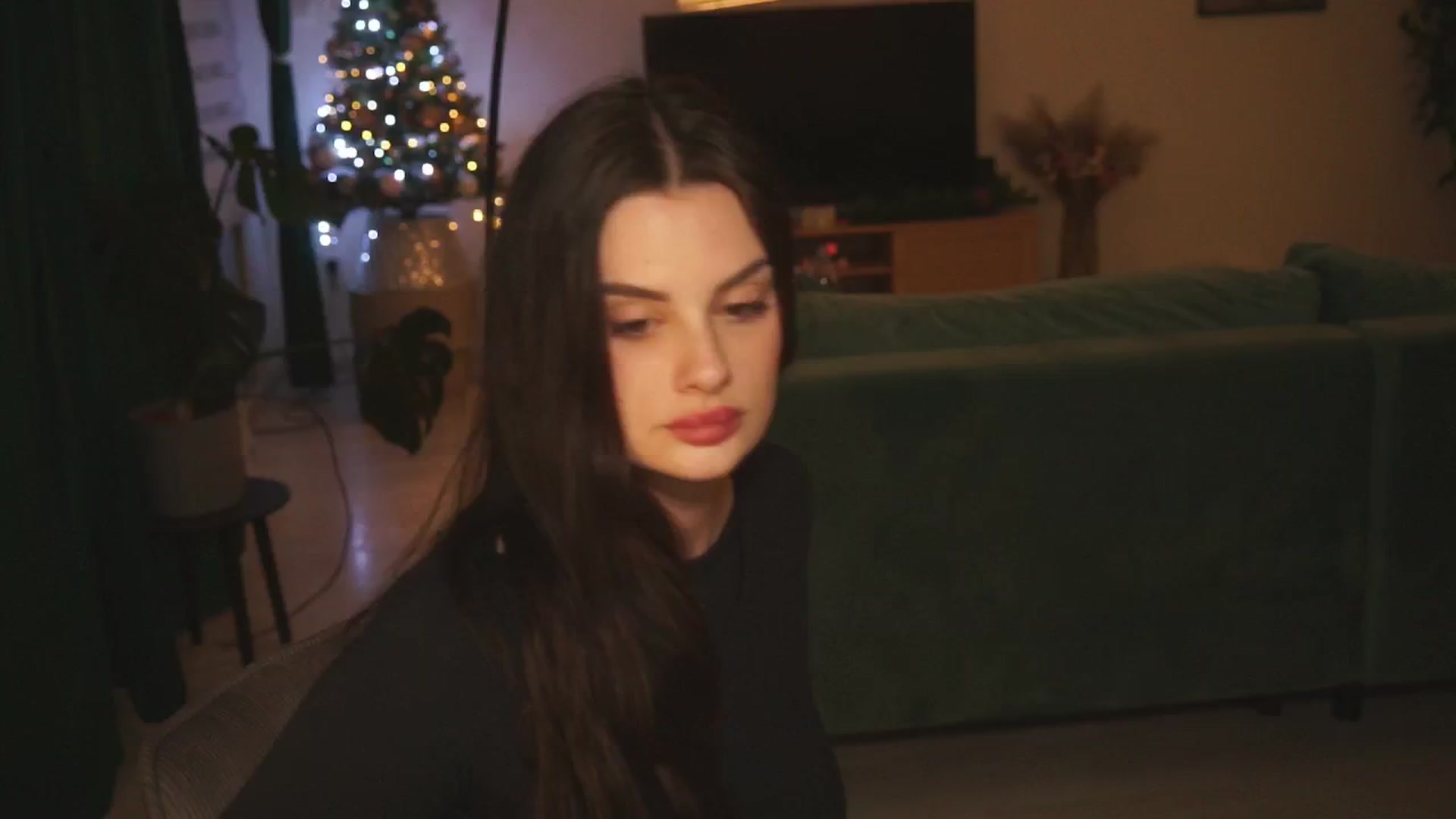 Gallery image thumbnail from lucyangel's myfreecams stream on, 12/07/2024, 19:34 image 12 of 20