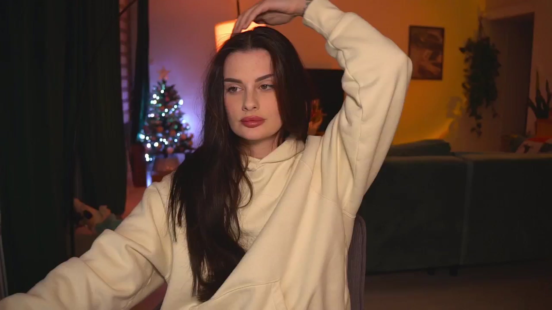 Gallery image thumbnail from lucyangel's myfreecams stream on, 12/14/2024, 21:12 image 6 of 20