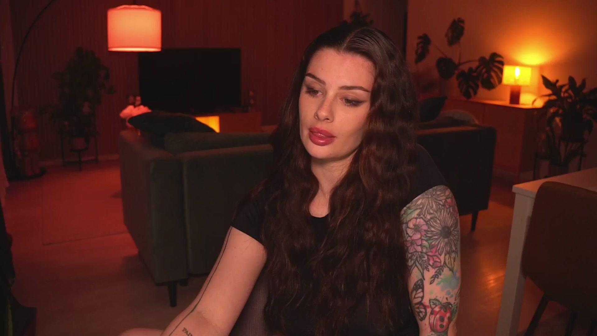 Gallery image thumbnail from lucyangel's myfreecams stream on, 05/19/2025, 18:37 image 20 of 20