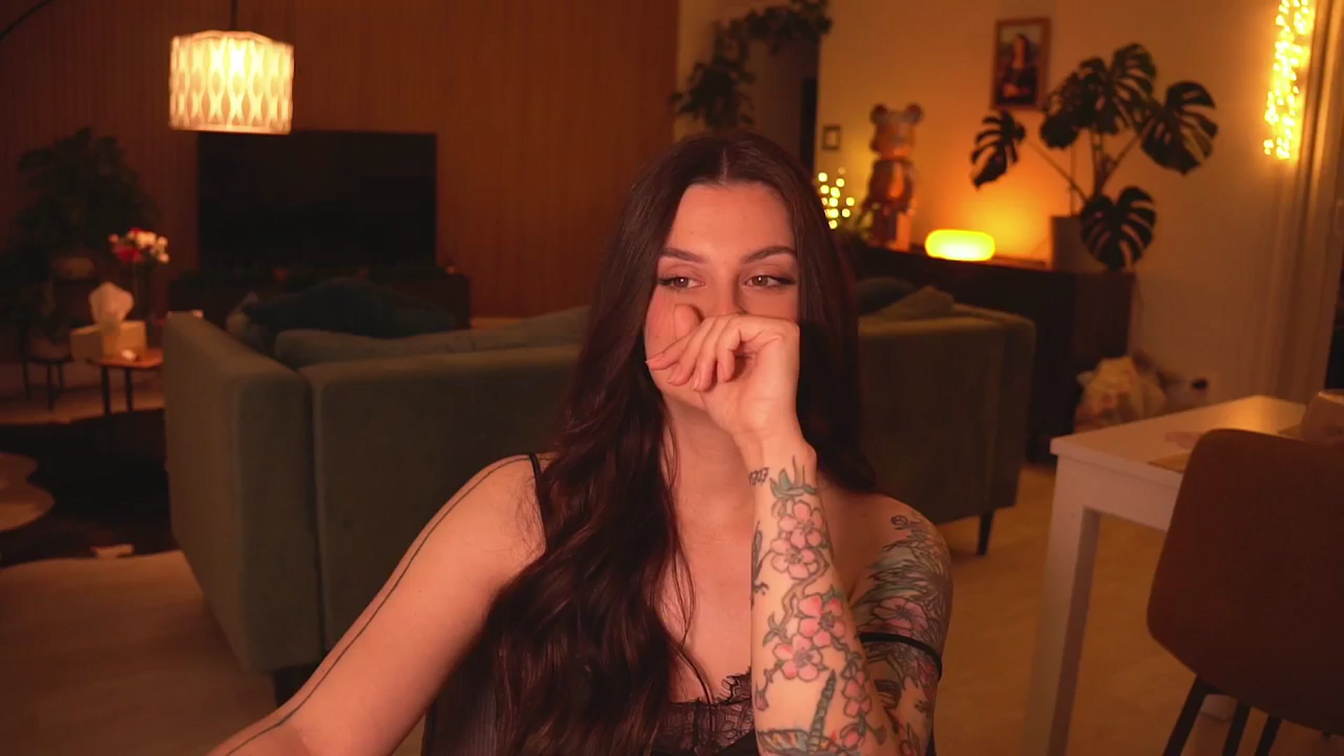 Gallery image thumbnail from lucyangel's myfreecams stream on, 11/12/2025, 17:39 image 17 of 20