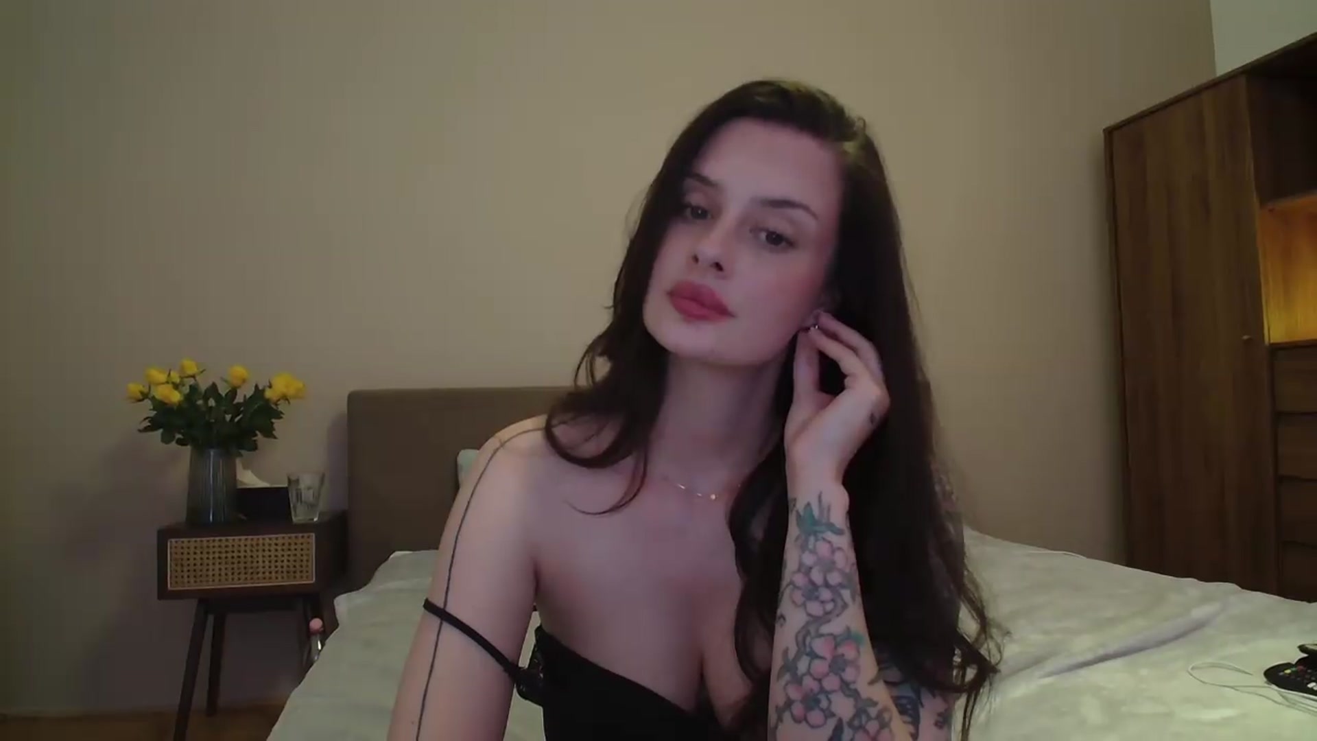 Gallery image thumbnail from lucyangel's myfreecams stream on, 07/20/2026, 19:01 image 13 of 20
