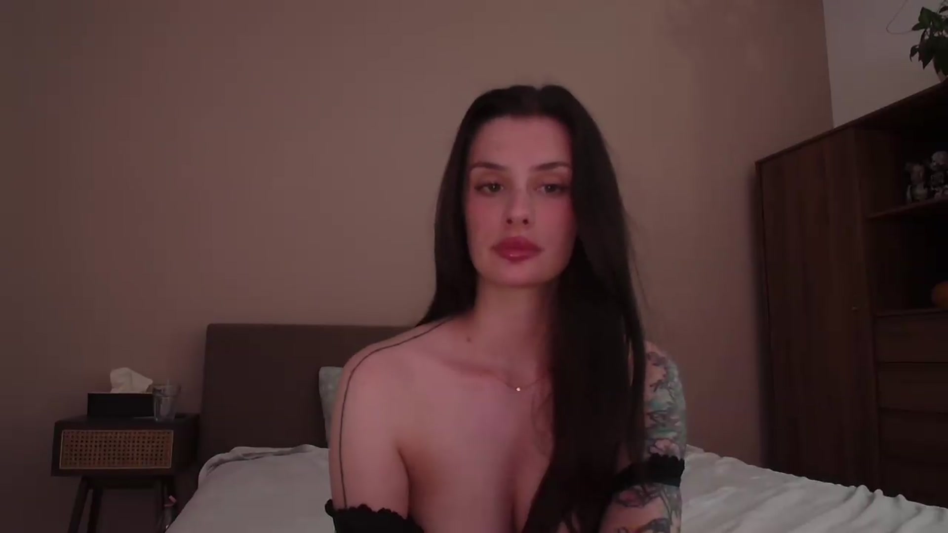 Gallery image thumbnail from lucyangel's myfreecams stream on, 07/21/2026, 19:13 image 7 of 20
