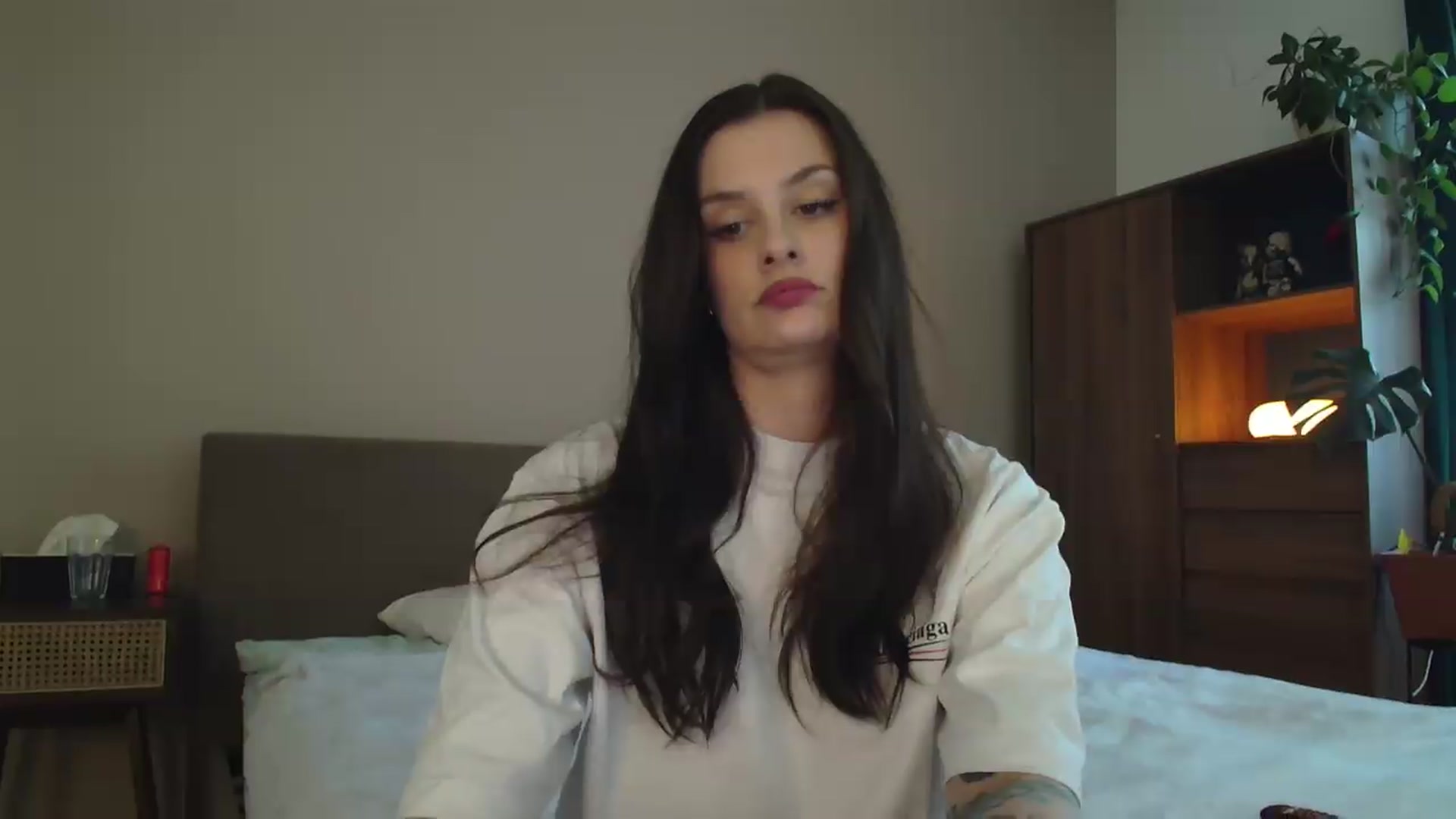 Gallery image thumbnail from lucyangel's myfreecams stream on, 08/01/2026, 15:31 image 5 of 20