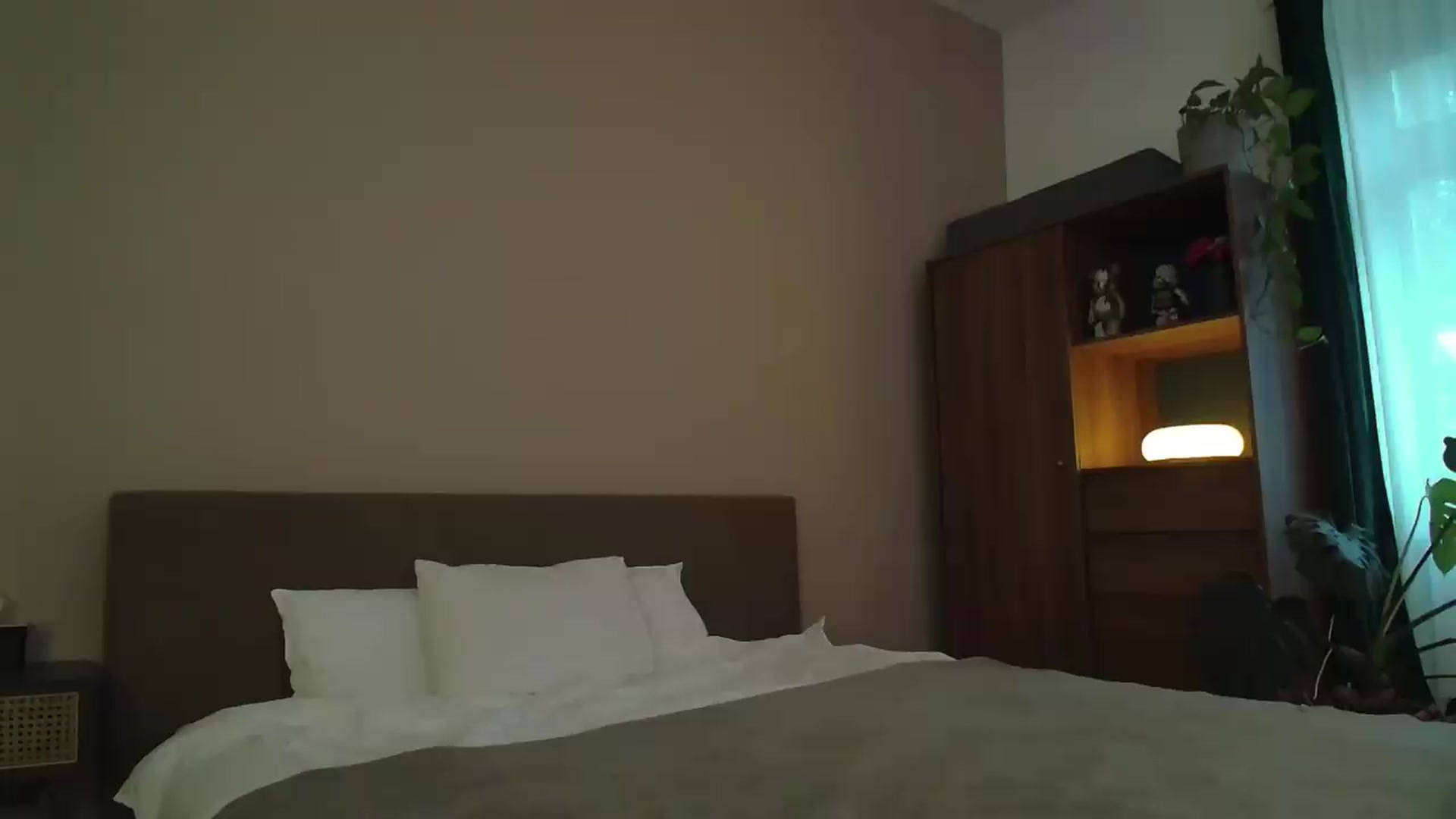 Gallery image thumbnail from lucyangel's myfreecams stream on, 08/17/2026, 17:12 image 17 of 20