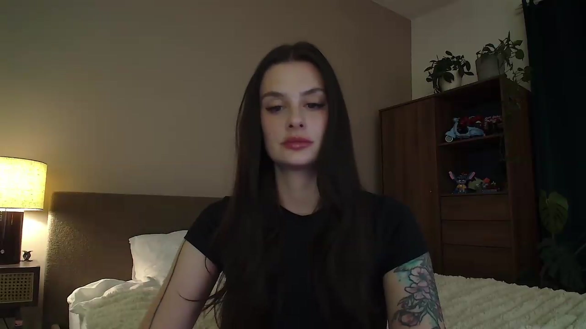 Gallery image thumbnail from lucyangel's myfreecams stream on, 09/10/2026, 18:27 image 8 of 20