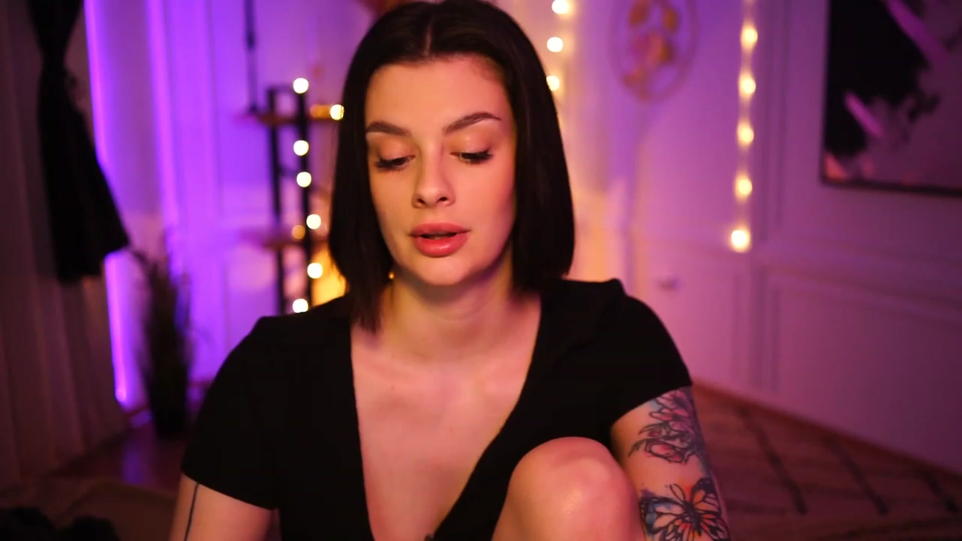 Gallery image thumbnail from lucynutty's myfreecams stream on, 11/24/2022, 12:29 image 19 of 20
