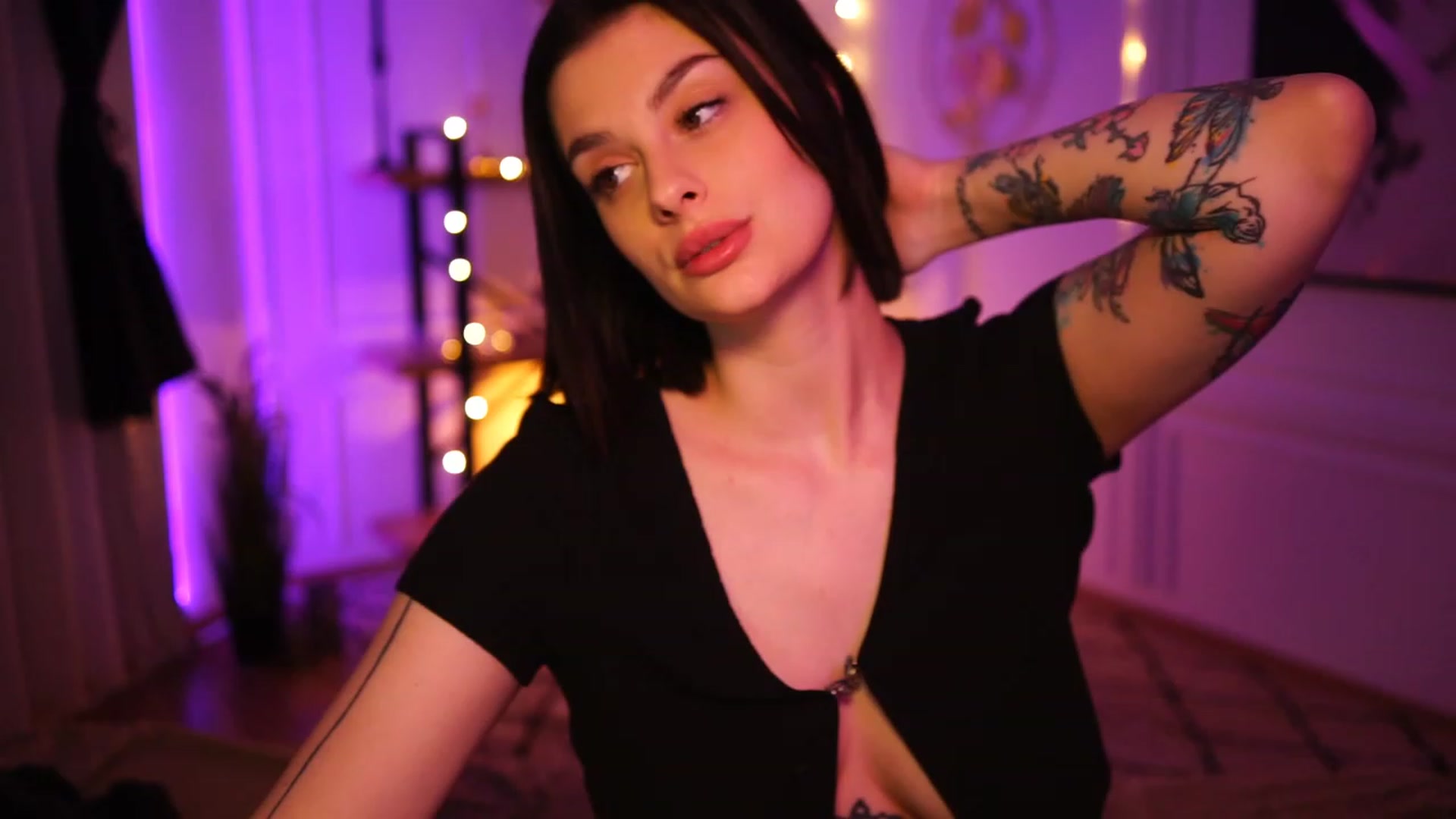 Gallery image thumbnail from lucynutty's myfreecams stream on, 11/24/2022, 12:29 image 5 of 20