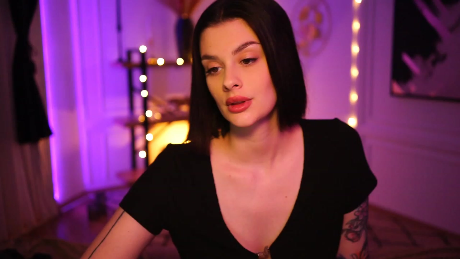 Gallery image thumbnail from lucynutty's myfreecams stream on, 11/24/2022, 15:41 image 1 of 20