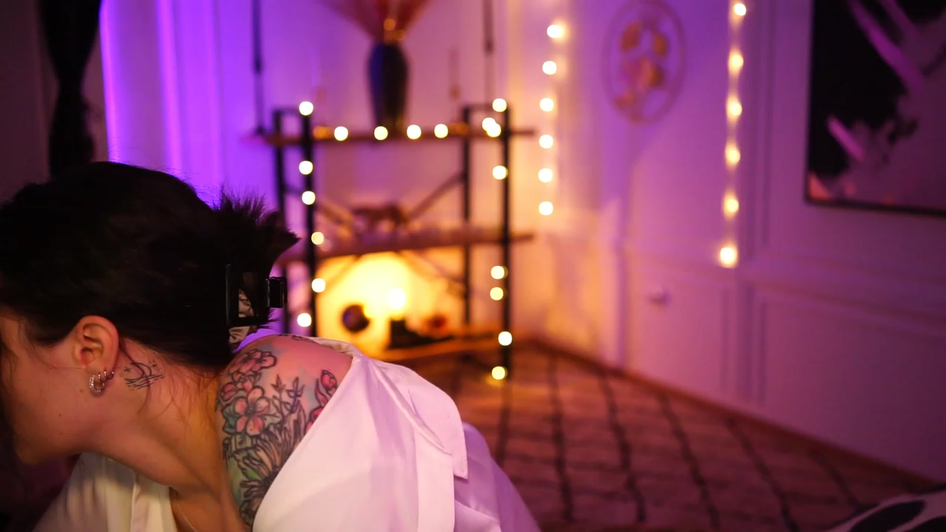 Gallery image thumbnail from lucynutty's myfreecams stream on, 11/27/2022, 01:12 image 3 of 20