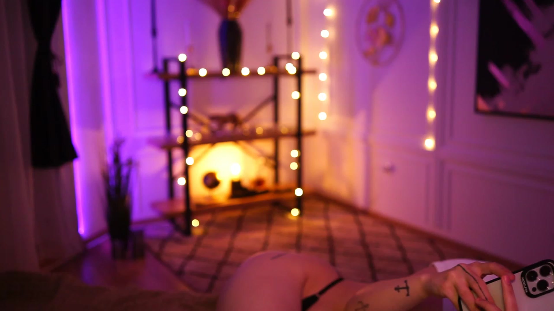 Gallery image thumbnail from lucynutty's myfreecams stream on, 11/27/2022, 13:53 image 16 of 20