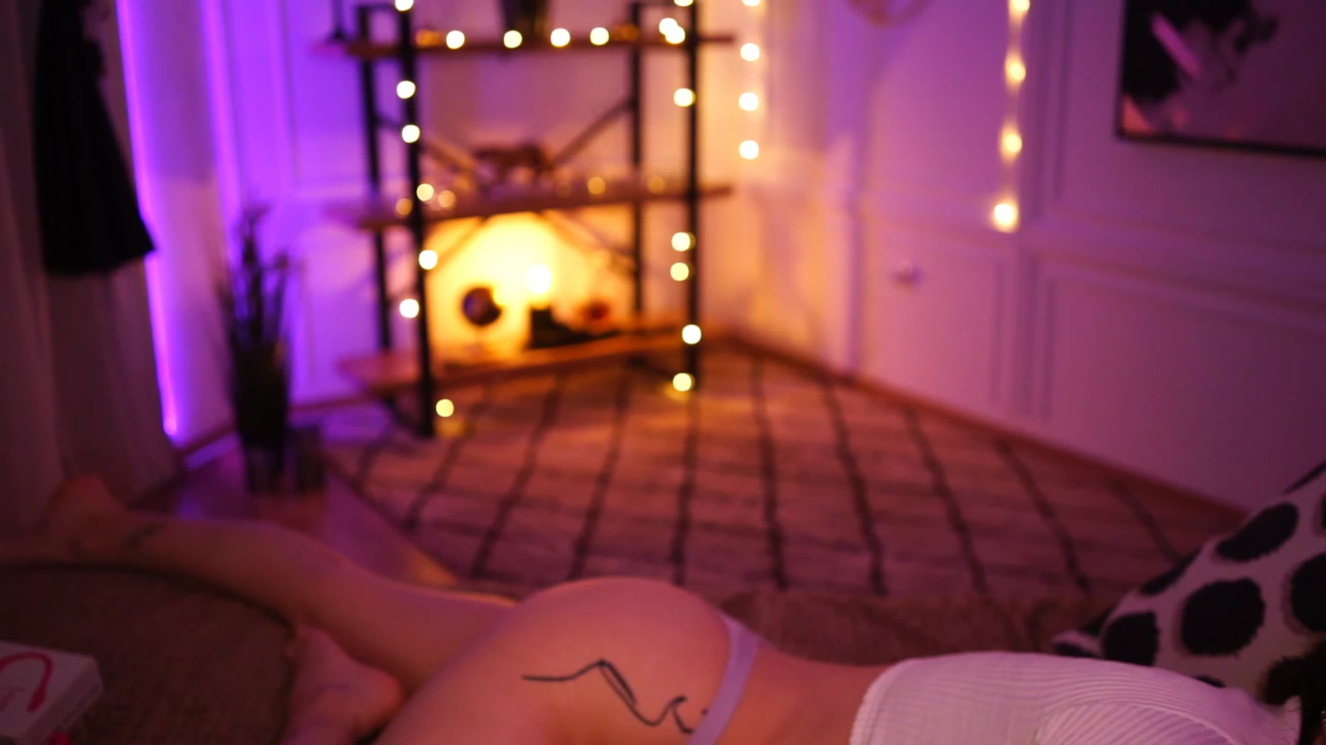 Gallery image thumbnail from lucynutty's myfreecams stream on, 11/27/2022, 13:53 image 1 of 20
