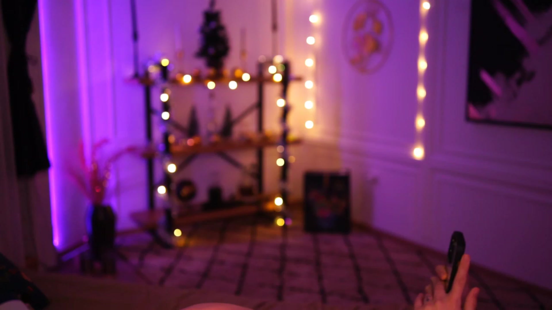 Gallery image thumbnail from lucynutty's myfreecams stream on, 12/07/2022, 19:52 image 10 of 20