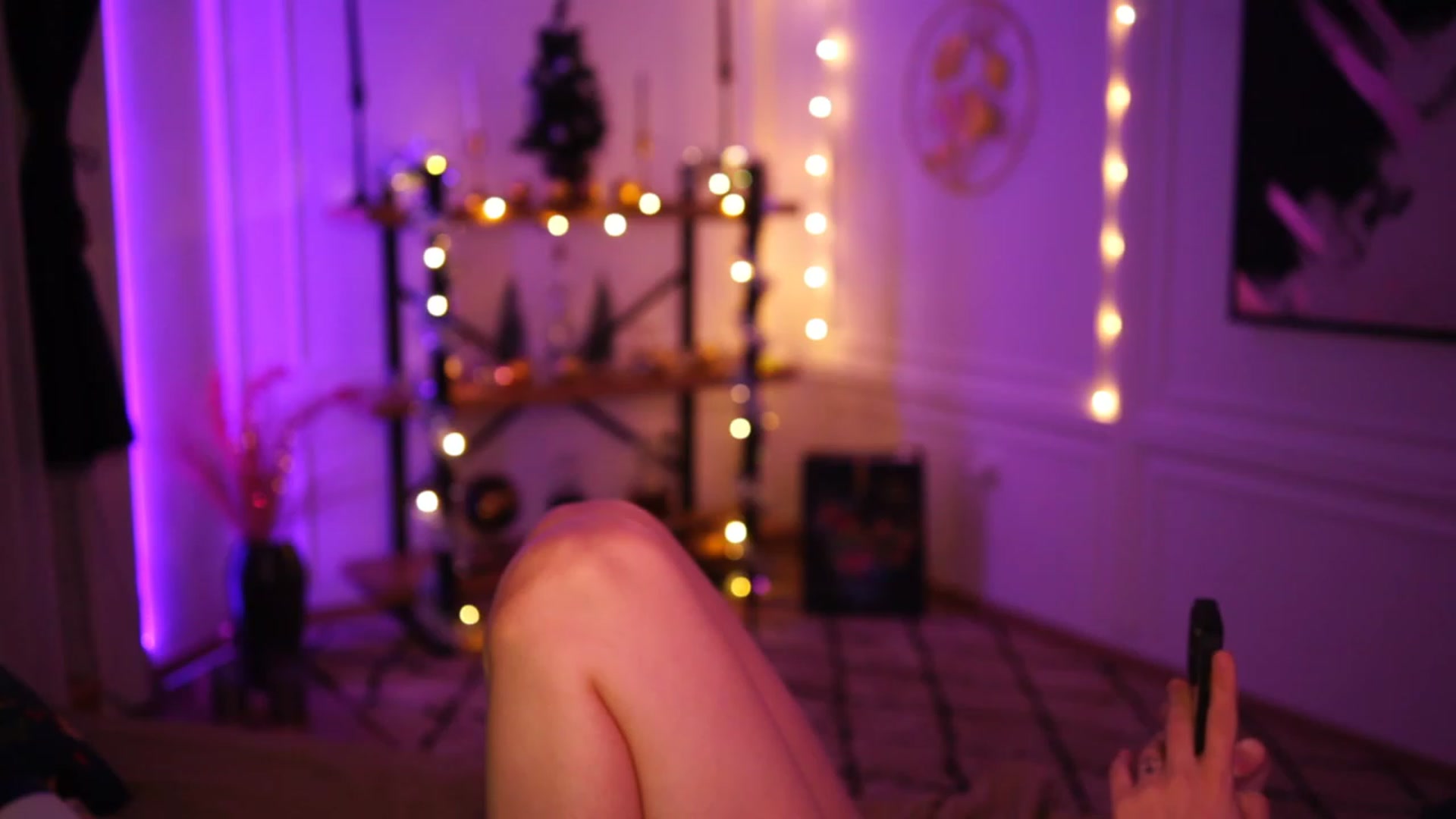 Gallery image thumbnail from lucynutty's myfreecams stream on, 12/07/2022, 19:52 image 19 of 20