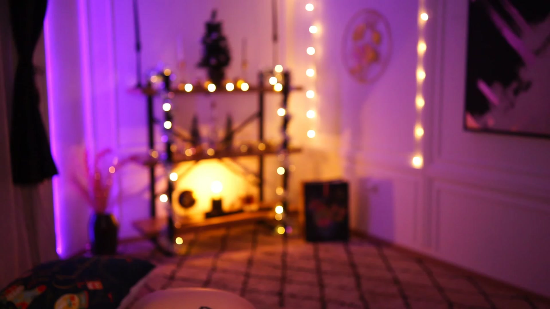 Gallery image thumbnail from lucynutty's myfreecams stream on, 12/10/2022, 14:13 image 6 of 20