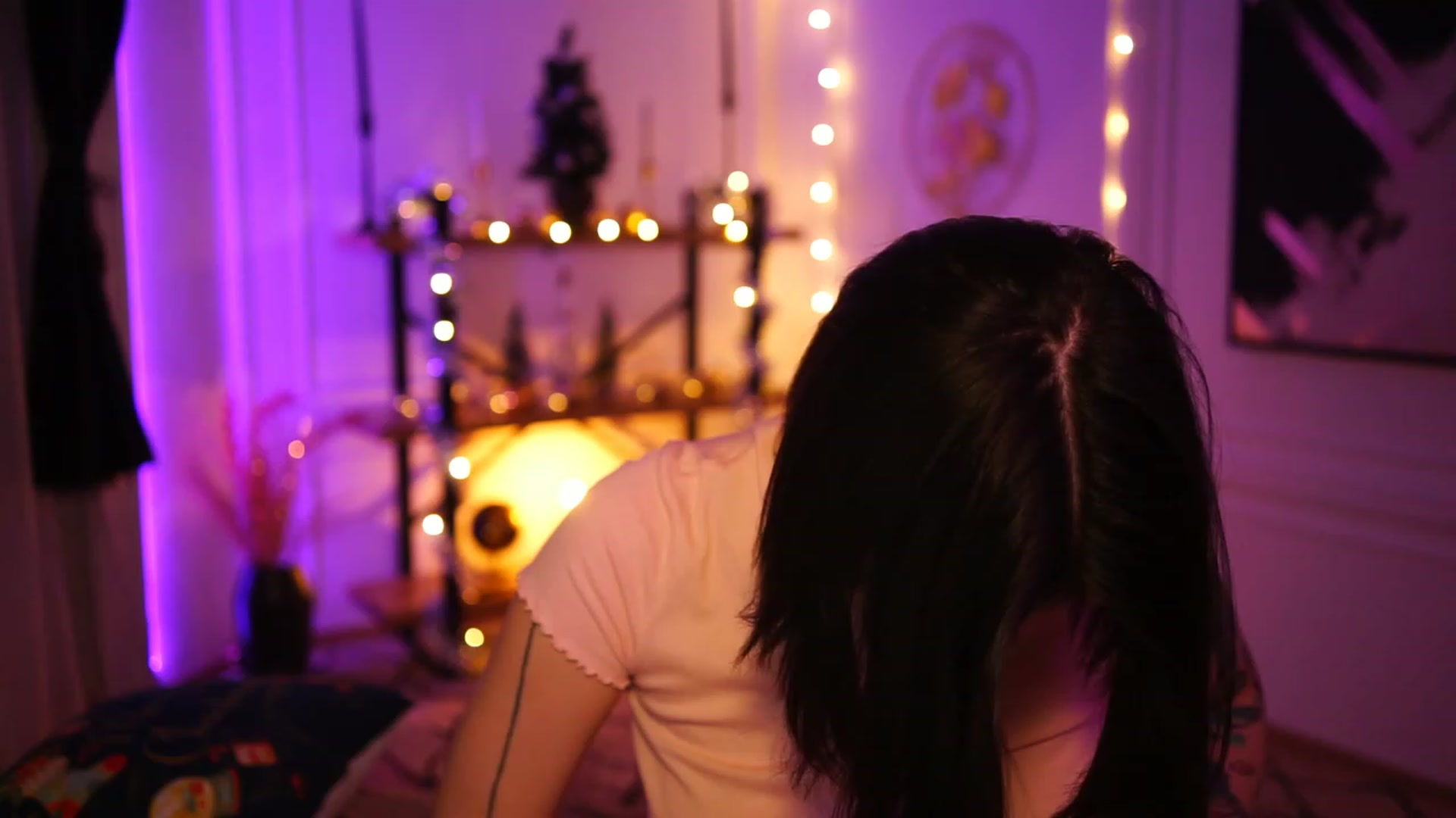 Gallery image thumbnail from lucynutty's myfreecams stream on, 12/10/2022, 14:13 image 9 of 20