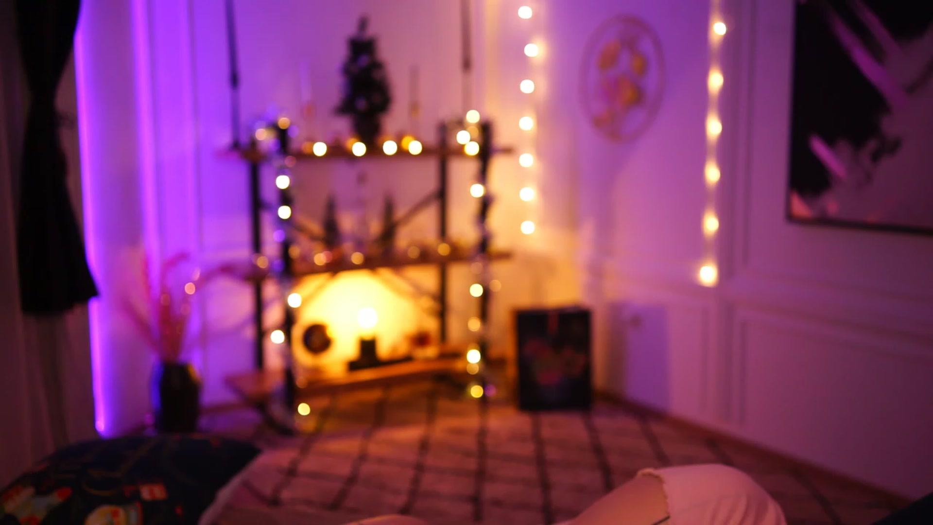 Gallery image thumbnail from lucynutty's myfreecams stream on, 12/10/2022, 15:16 image 16 of 20