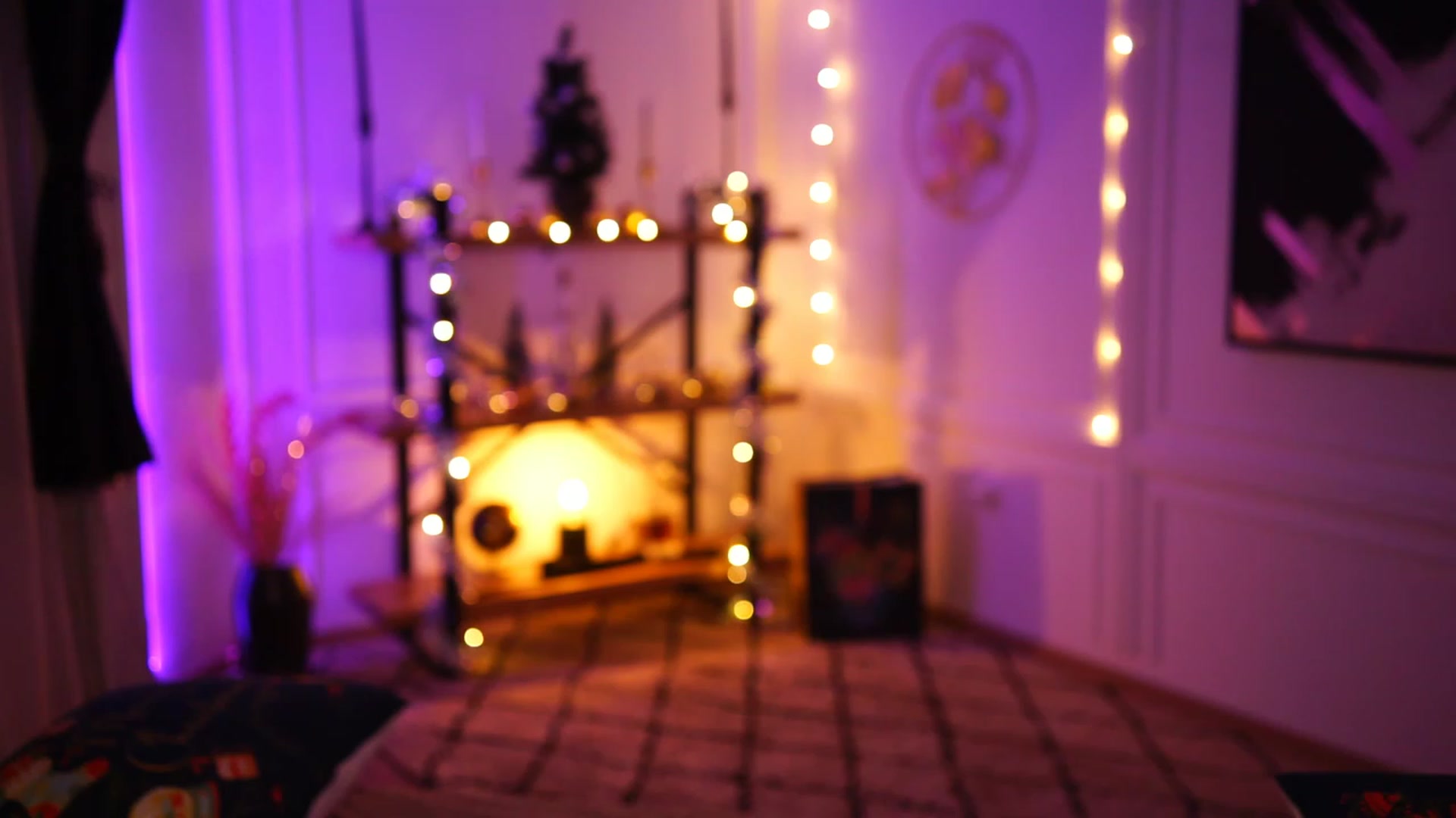 Gallery image thumbnail from lucynutty's myfreecams stream on, 12/10/2022, 15:16 image 4 of 20